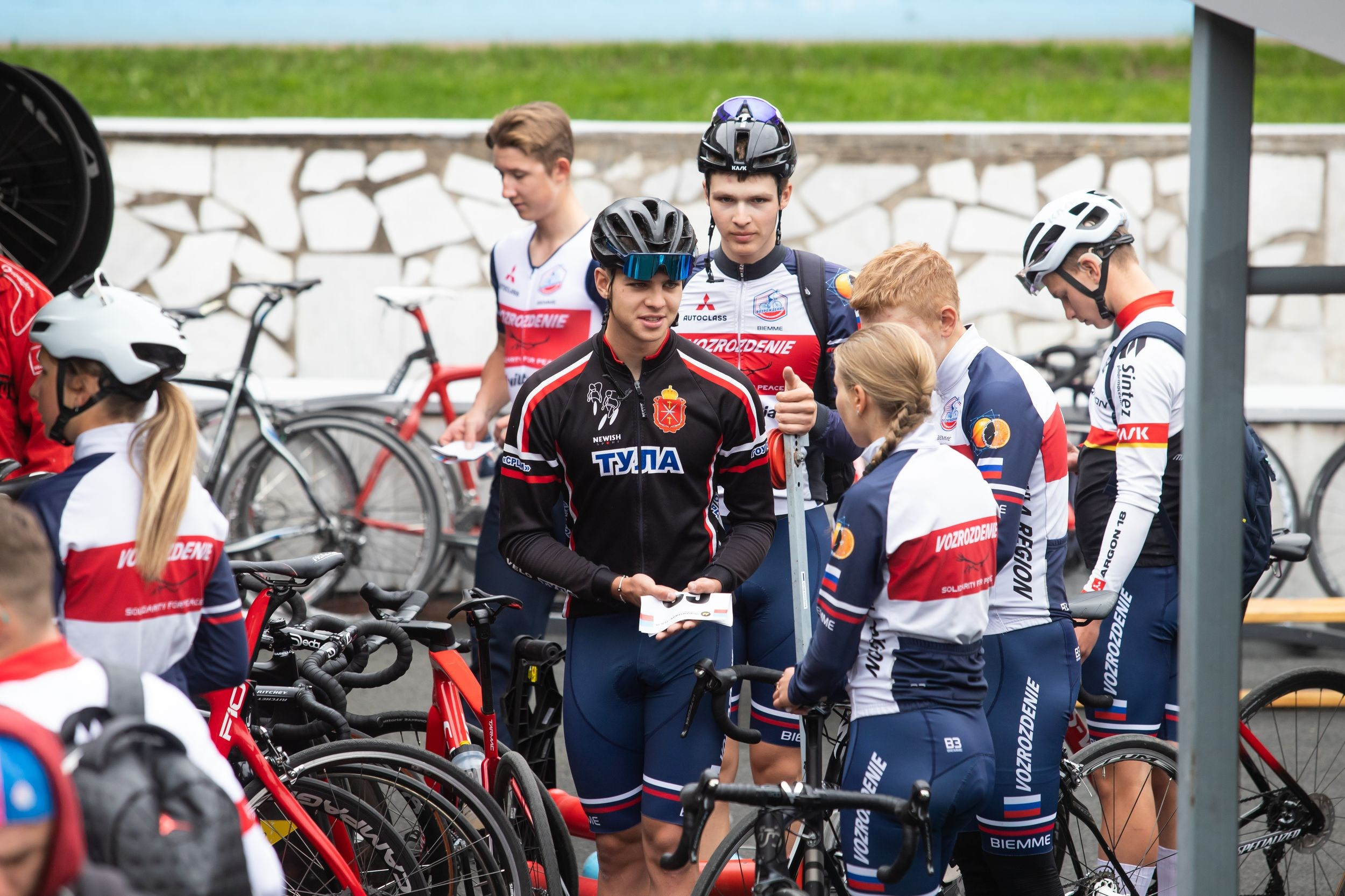 Соревнования по велоспорту «Большой приз Тулы» (19 мая 2023). Репортажный фотограф Алексей Пирязев