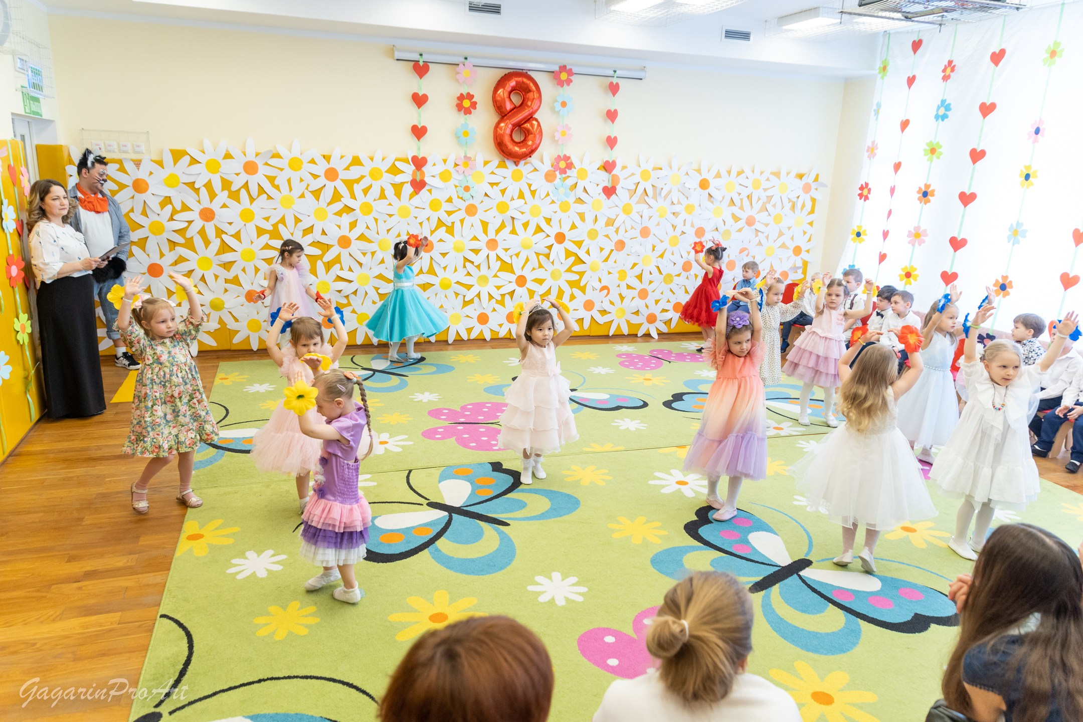 Фотограф в детский сад на утренник и праздник. GagarinProArt