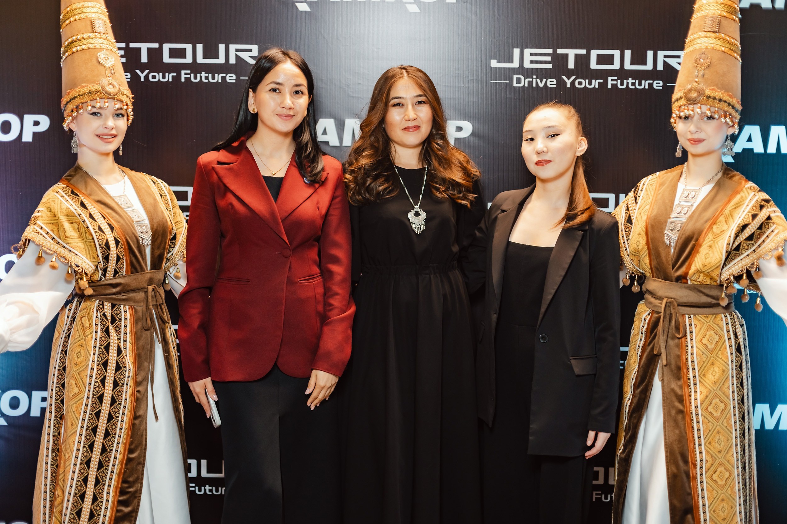 Открытие Jetour. Кипятком Павлодар