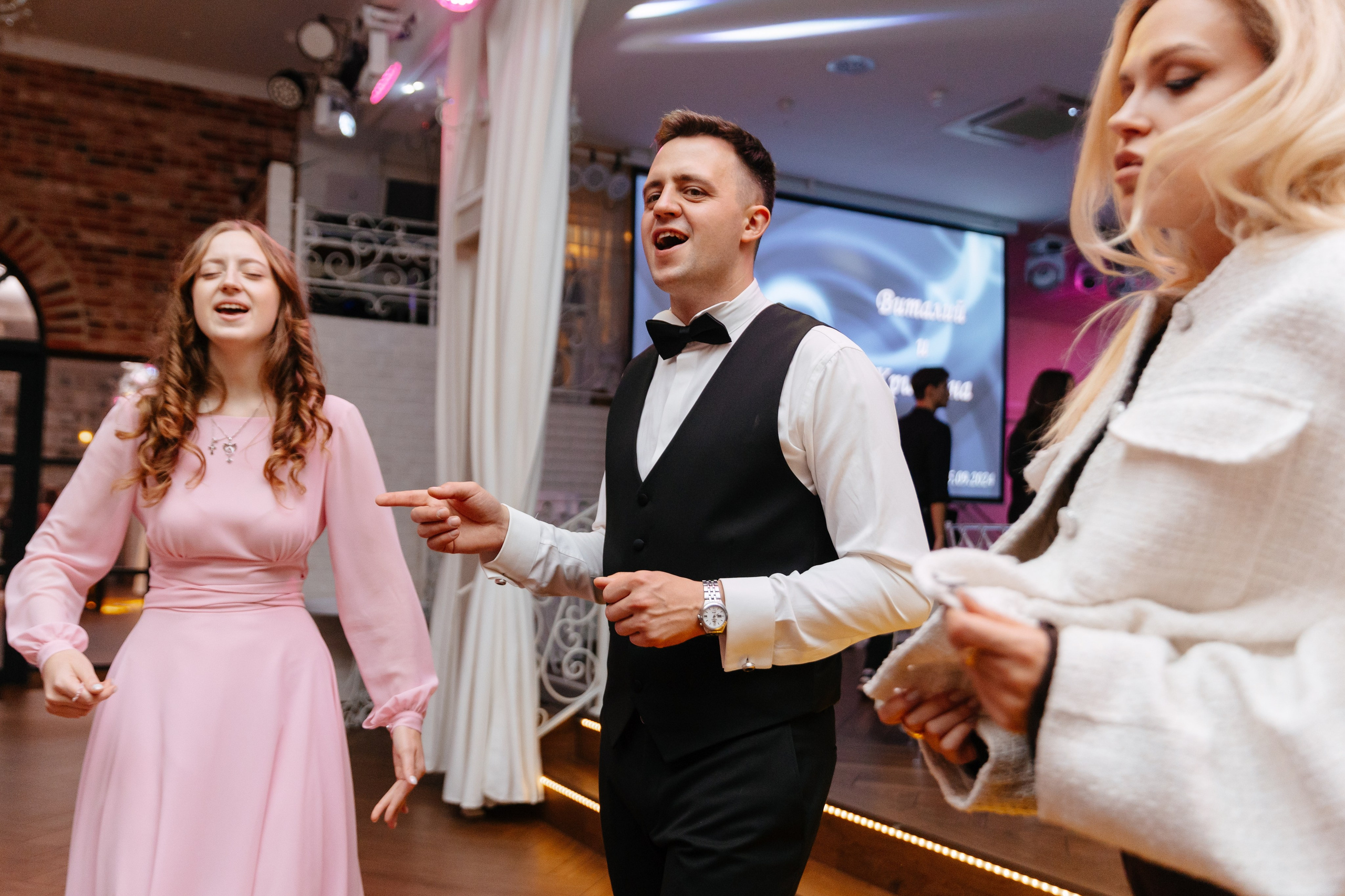 Свадебная фотосессия в Пушкине. Семейный и свадебный фотограф в Санкт-Петербурге и Москве