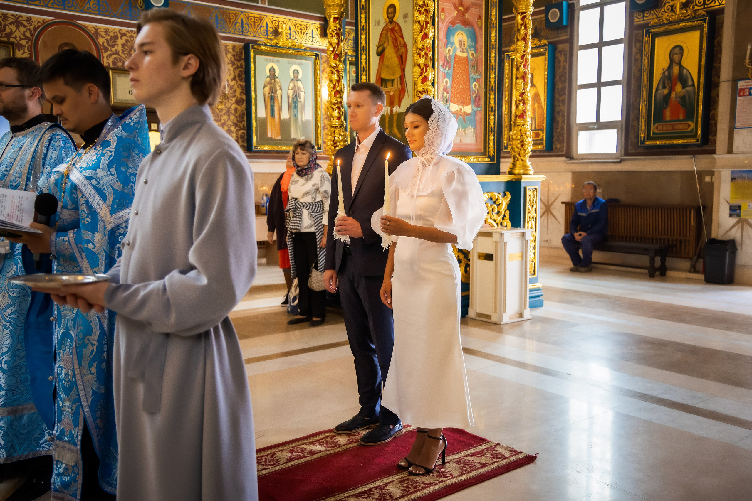 В Храме. Семейный и Свадебный фотограф в Астане Александр Астапов
