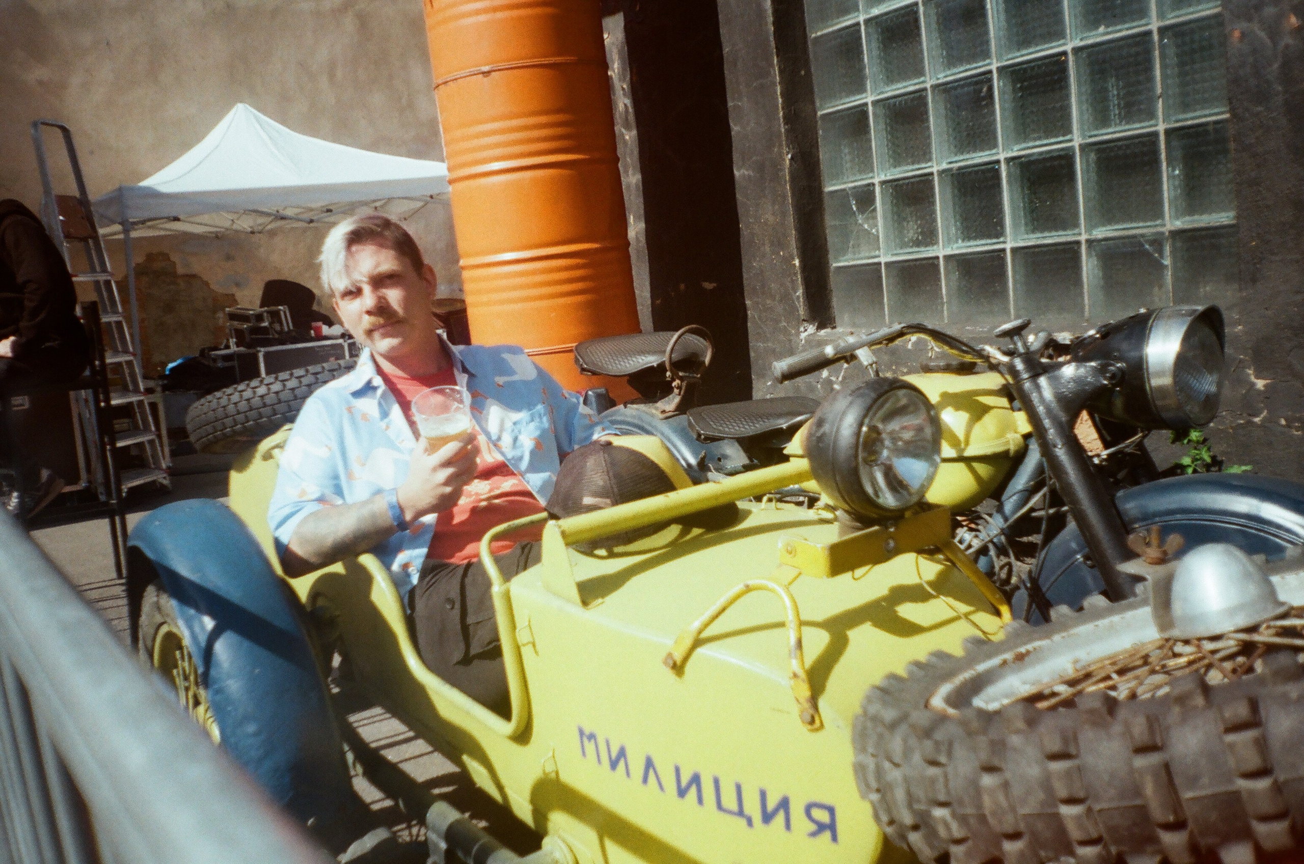 Плёнка. Человек в Шляпе