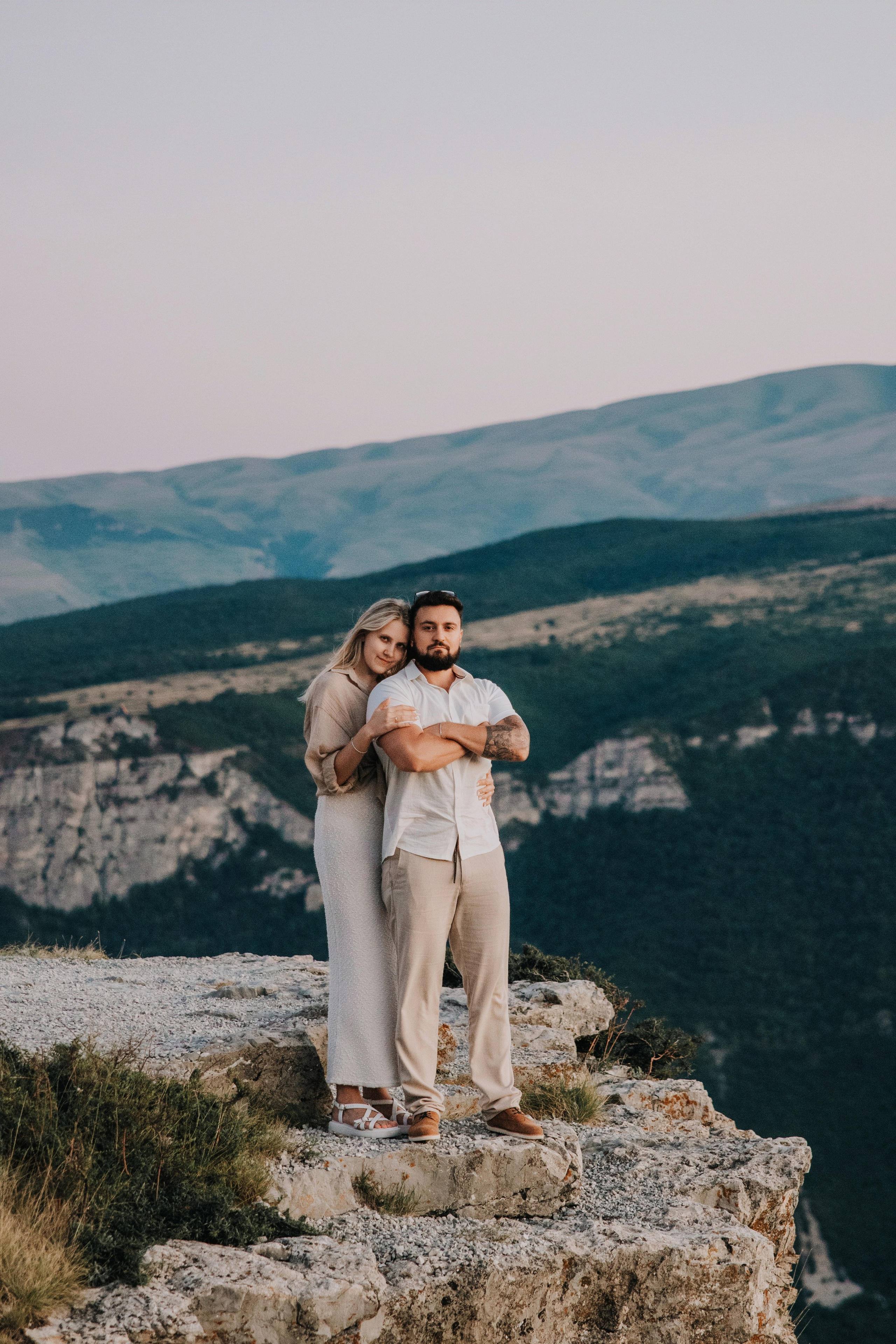 Фотосессия в горах прекрасной пары АРТЕМ & АЛЕСЯ. Свадебный фотограф в Махачкале Иван Айвазян