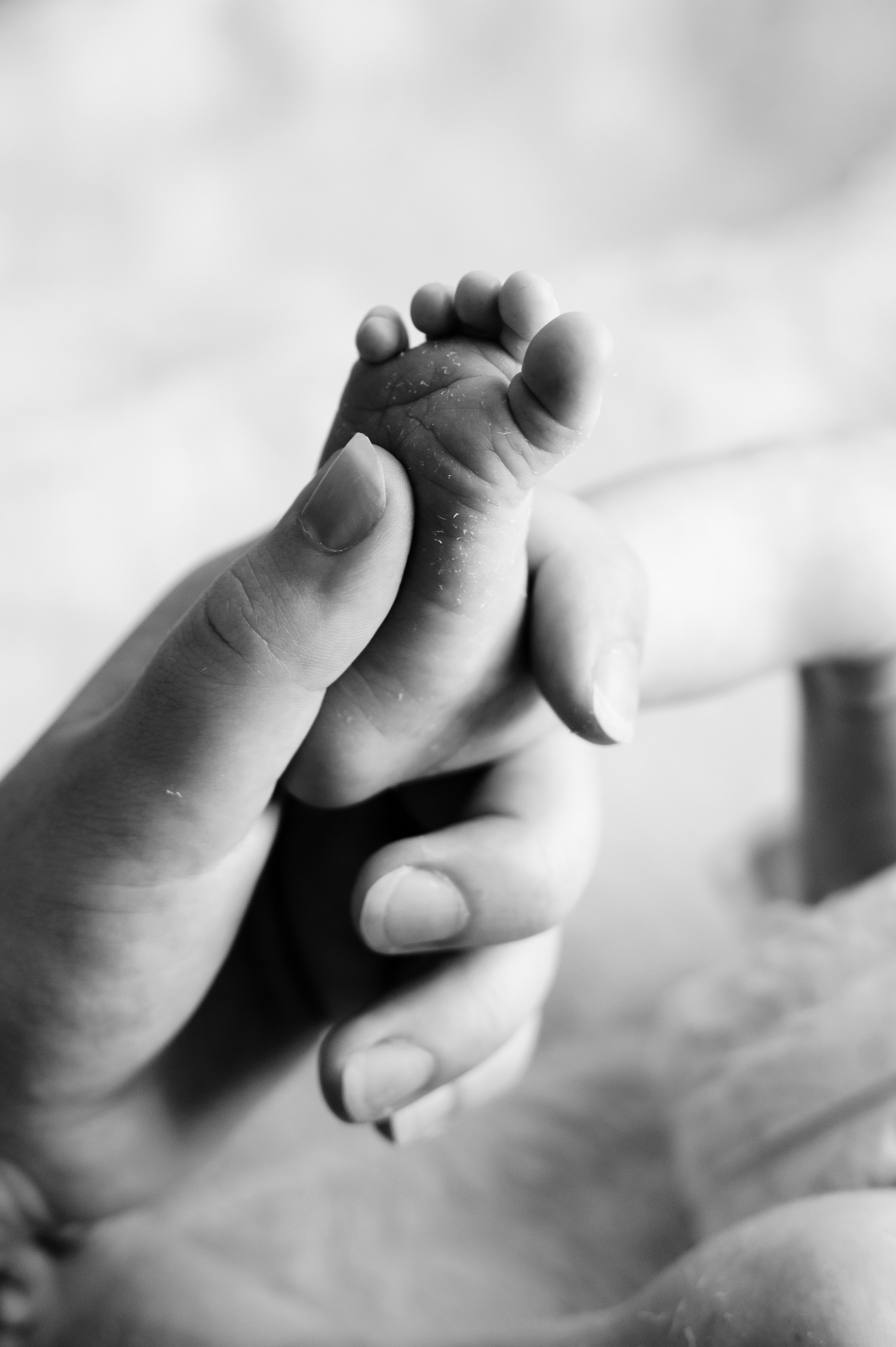 Lifestyle nyföddfotografering i Halmstad. Bröllops- och familjefotograf i Halmstad | Valentina