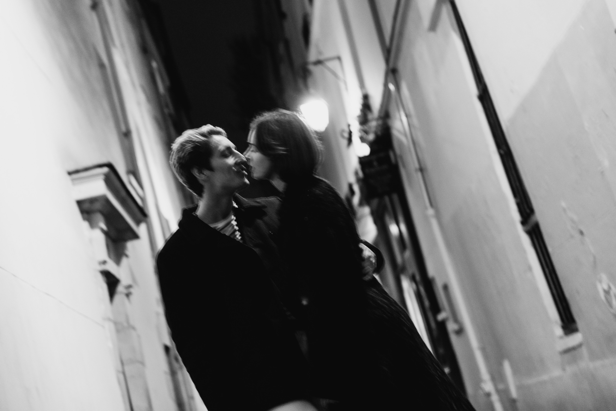 Why am I so crazy about her. Photographer in Paris