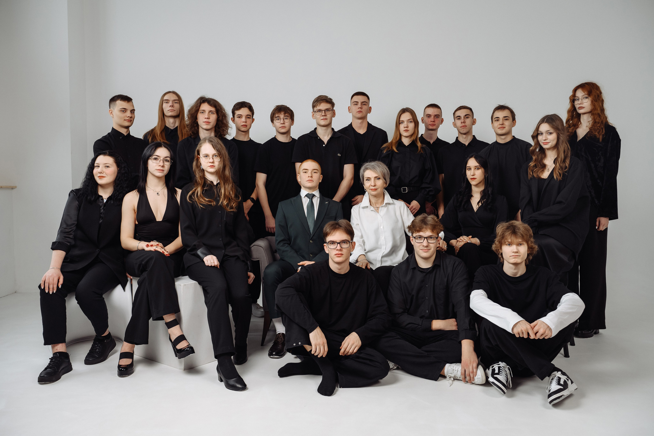 ВЫПУСКНИКИ 11 КЛАСС. МАРГАРИТА КУДРЯШОВА СВАДЕБНЫЙ И СЕМЕЙНЫЙ ФОТОГРАФ ТВЕРЬ МОСКВА