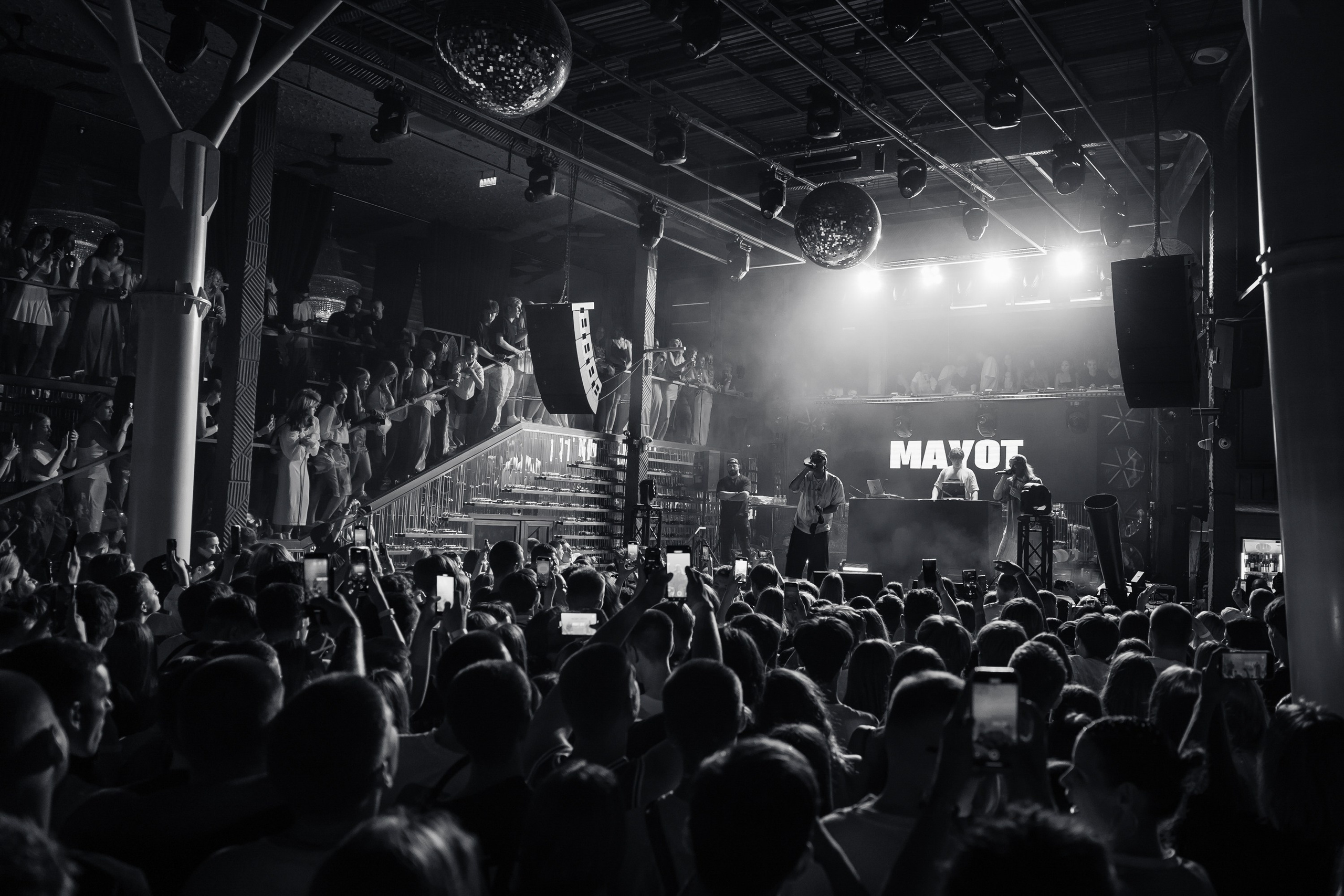 Concert. Событийный и портретный фотограф в Москве — Адам Черноуски