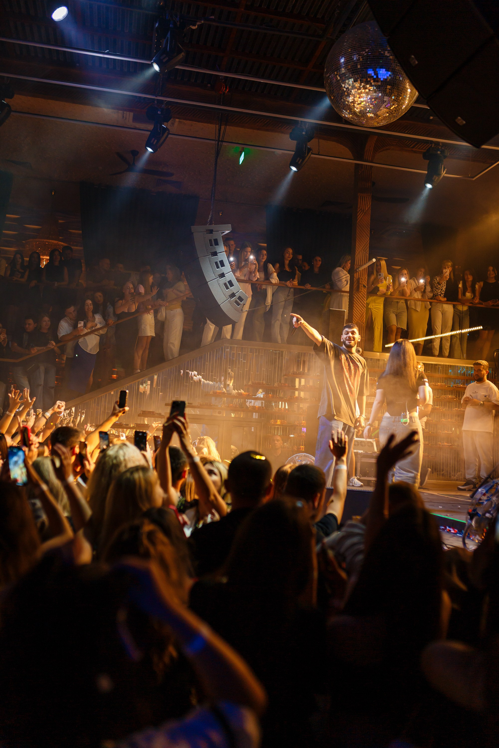 Concert. Событийный и портретный фотограф в Москве — Адам Черноуски