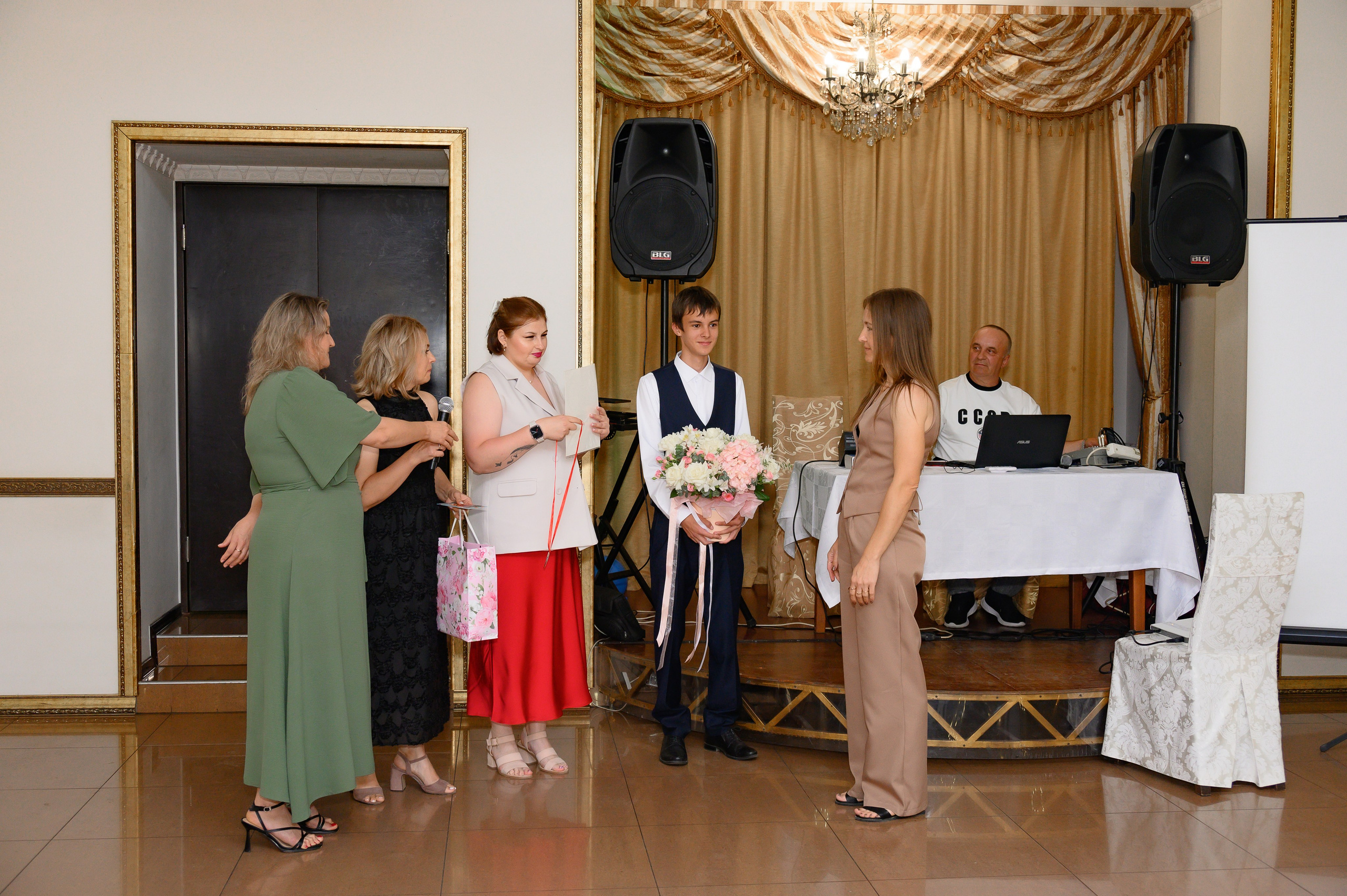 Выпускной 2025 9 кл. Семейный и детский фотограф в Новороссийске Лебедева Елена