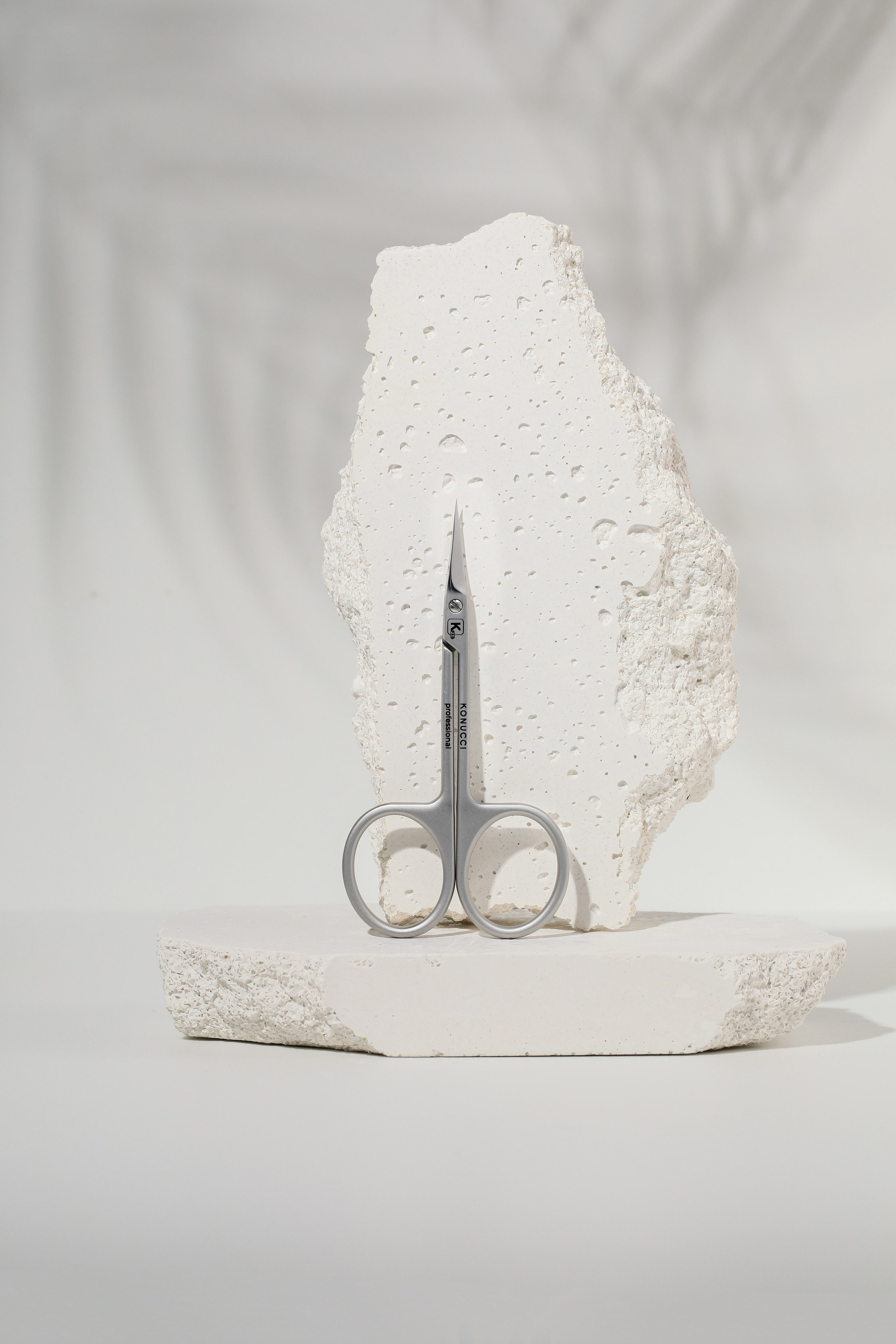 Ножницы для маникюра. Руденко Дарья предметный фотограф, Москва