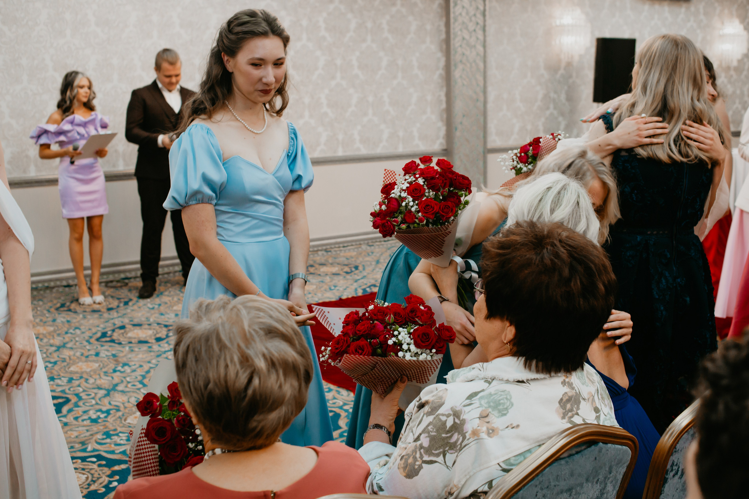 Выпускной. 11 лицей. Фотограф в Челябинске Ополихина Анна