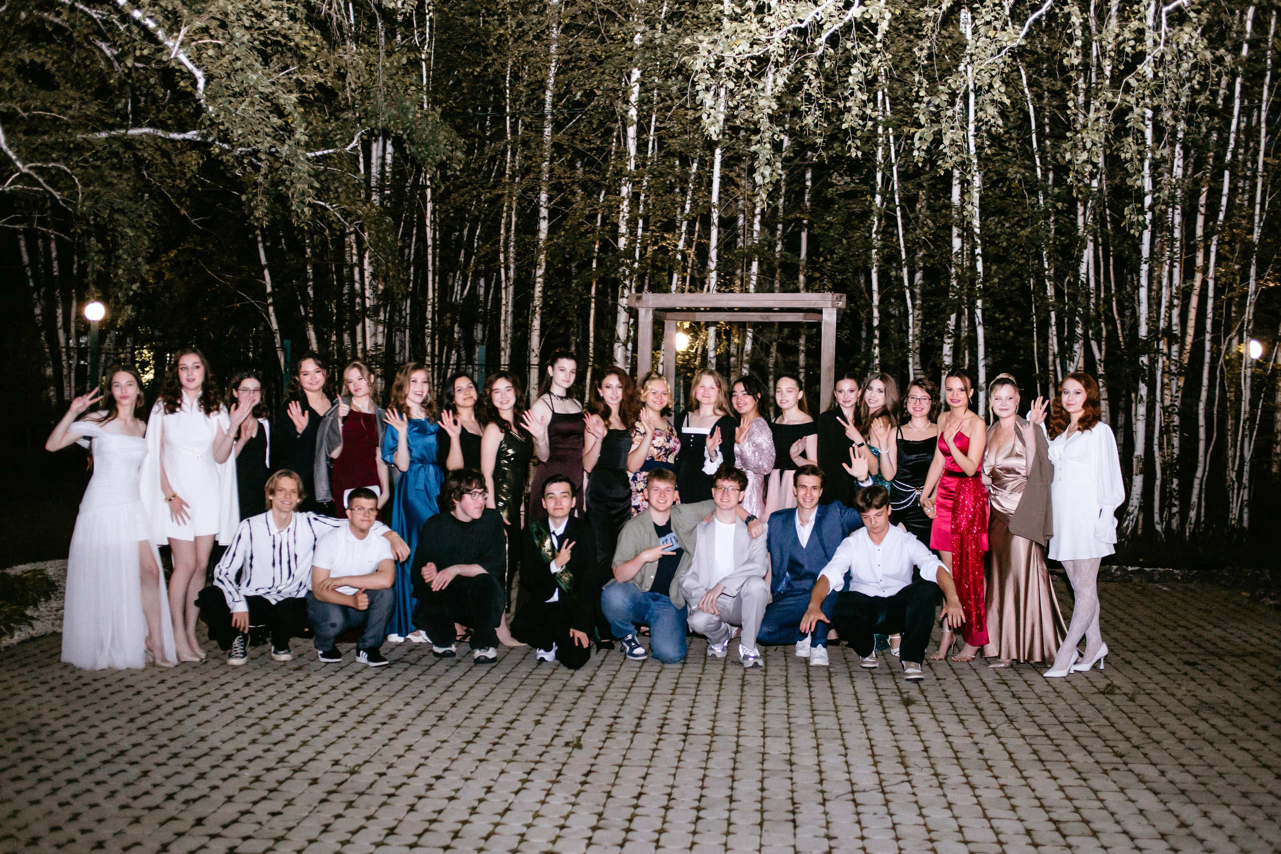 Выпускной 2025 (41 школа) 11 класс. Фотограф в Челябинске Ополихина Анна