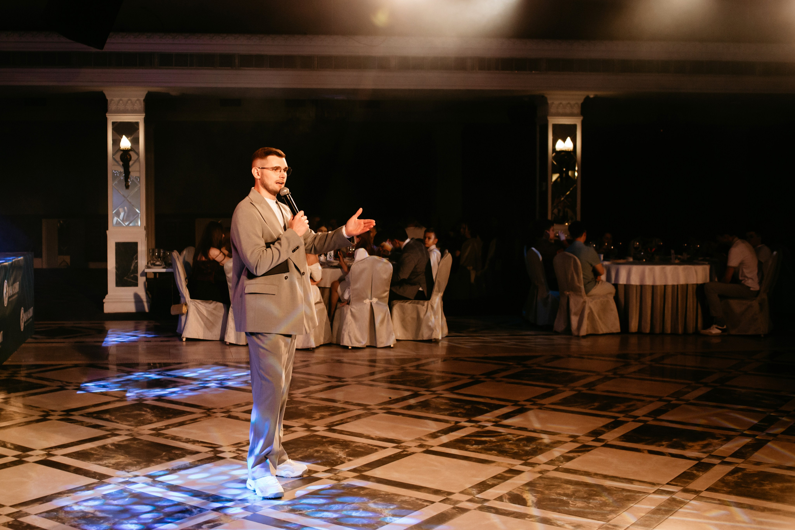 Выпускной 2025 (9класс) 124 школа. Фотограф в Челябинске Ополихина Анна