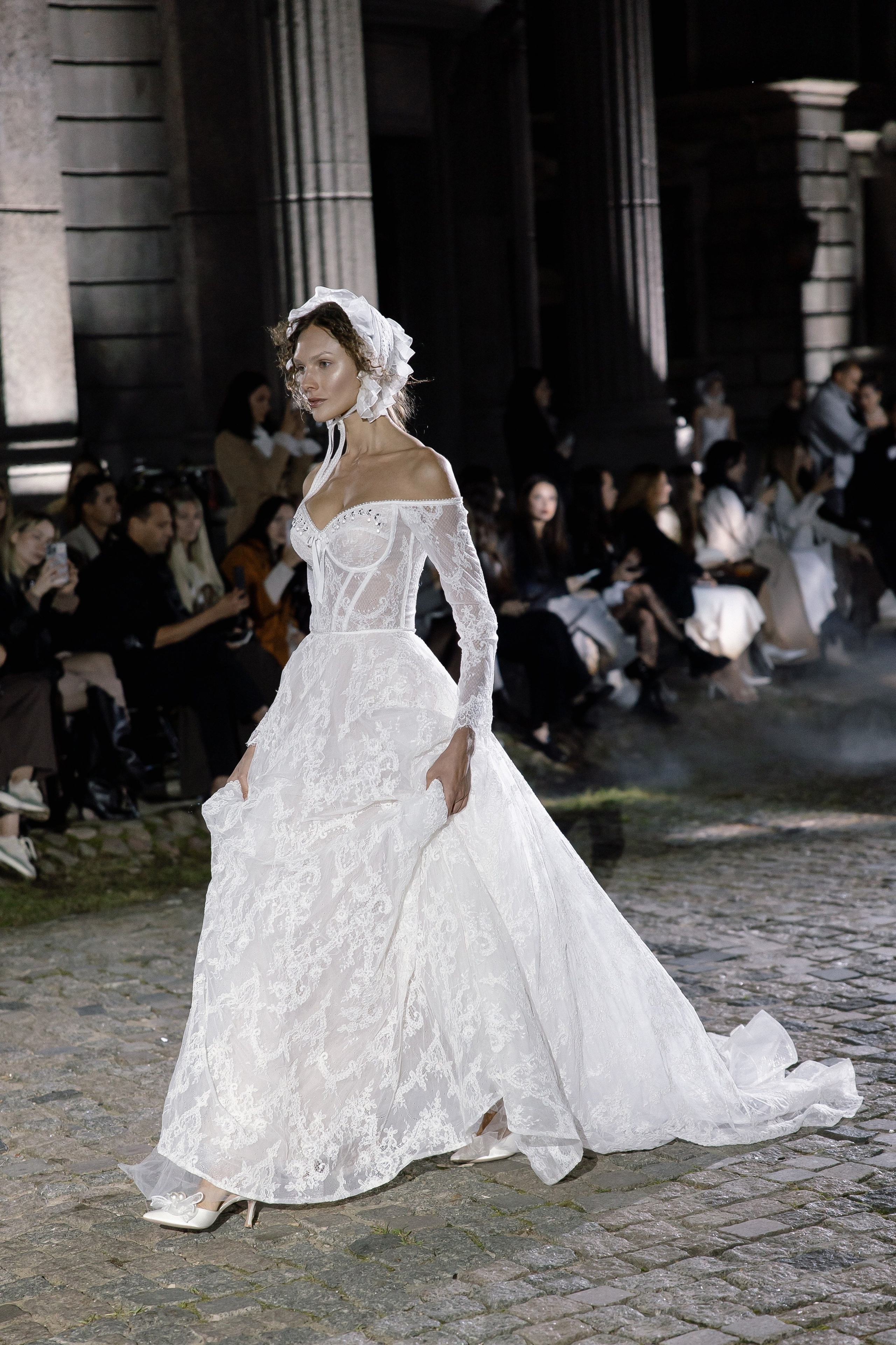 Rara Avis Fashion Show 2025. Свадебный фотограф Москва и Санкт-Петерург Артем Мамонов