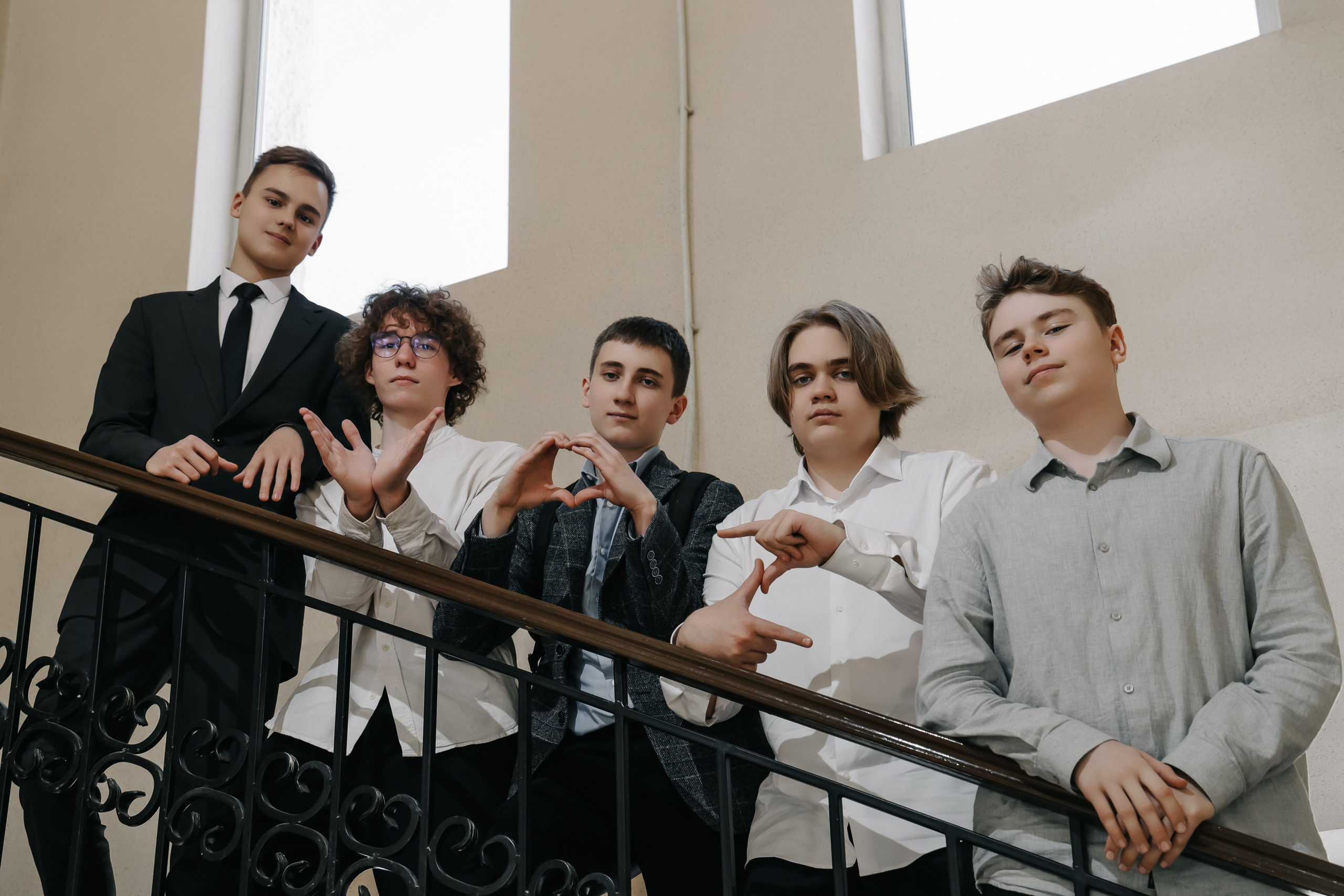 Школьные. Фотограф свадебный, репортажный, индивидуальный, фото для маркетплейсов, брендов, автосалонов