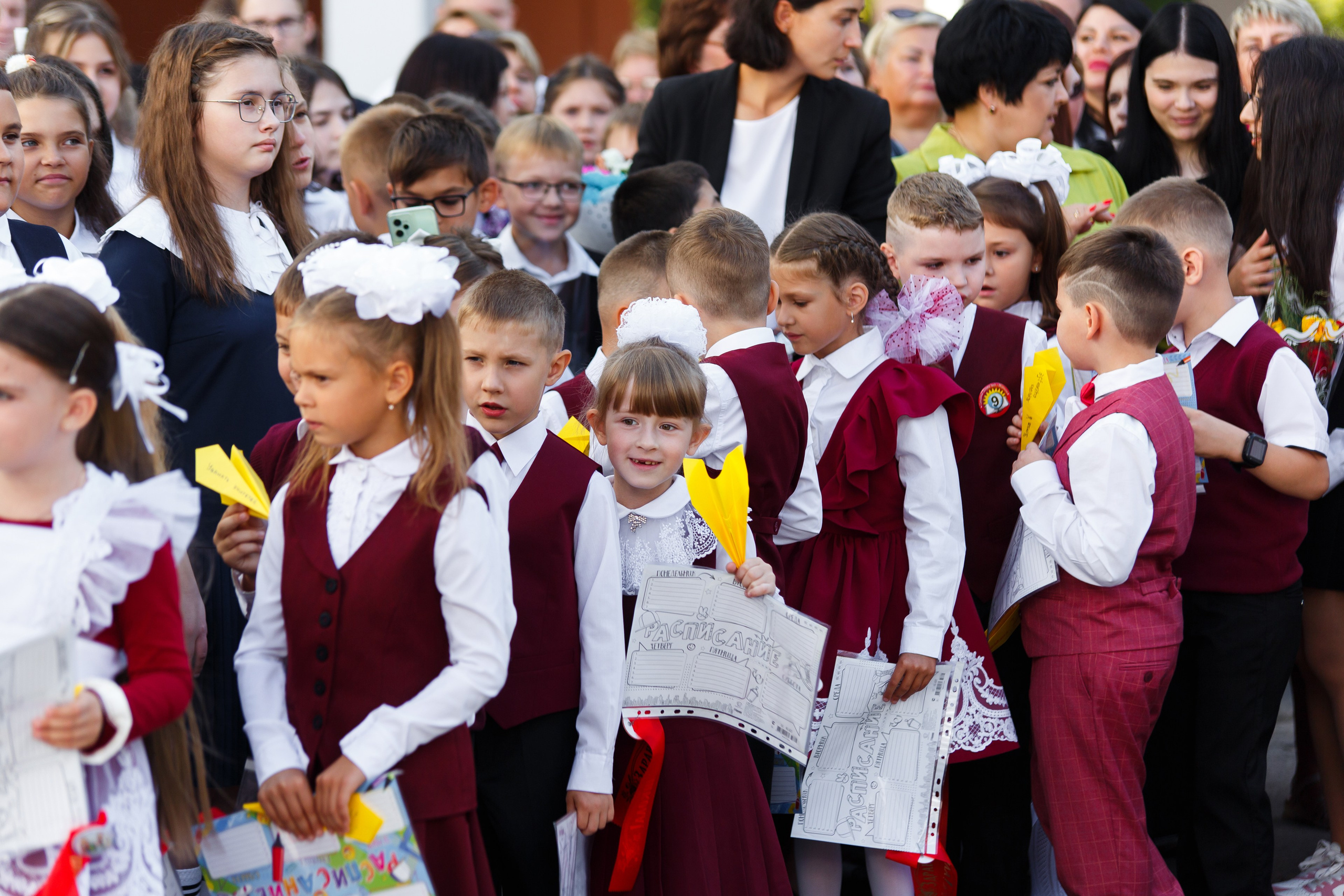 01 СЕНТЯБРЯ 2024 (МБОУ г. Мценска «Средняя школа № 9»). Профессиональный фотограф в Мценске и Орловской области