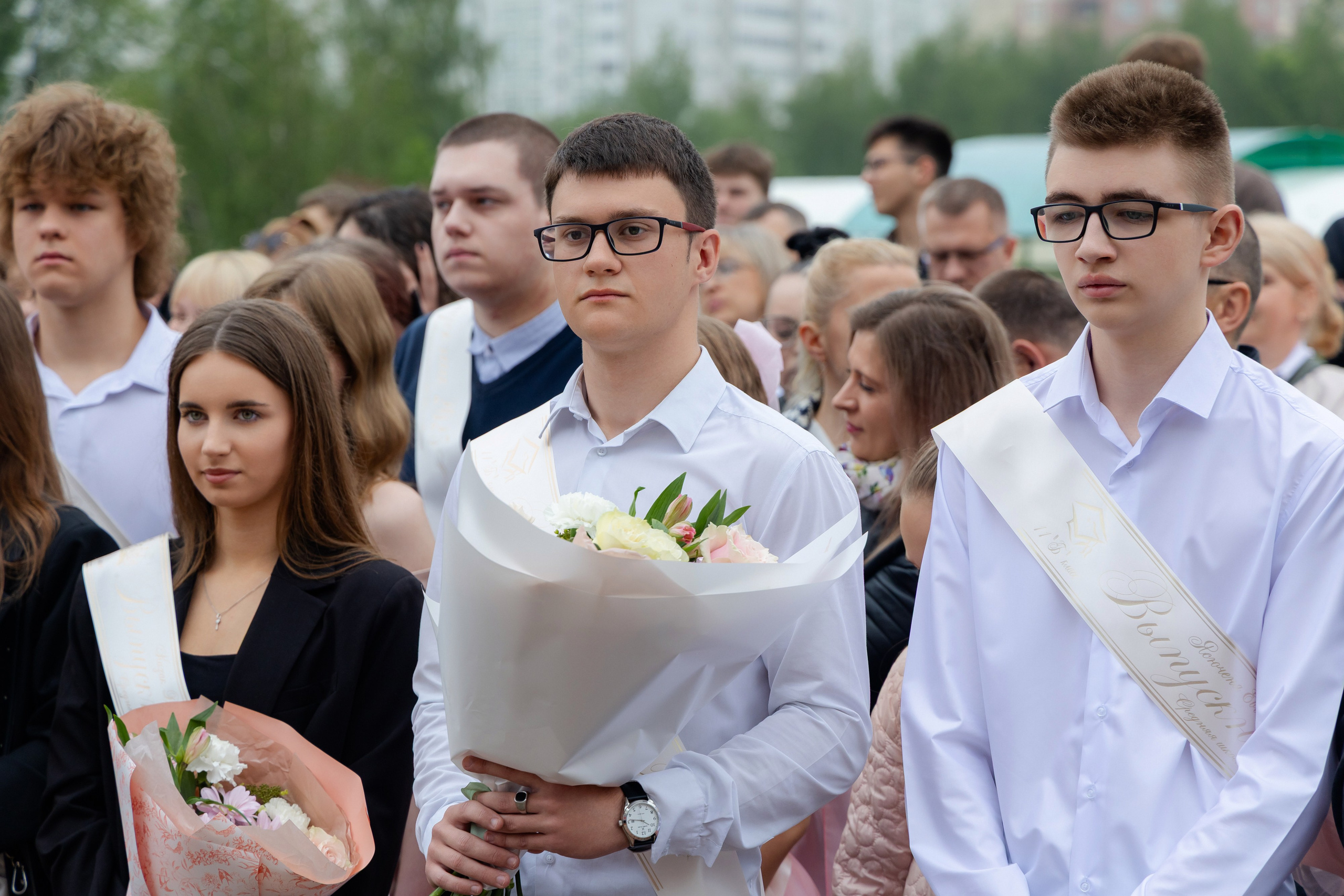 Последний звонок 2025 в Минске. Свадебный фотограф в Минске/Беларуси Сергей Спиридонов