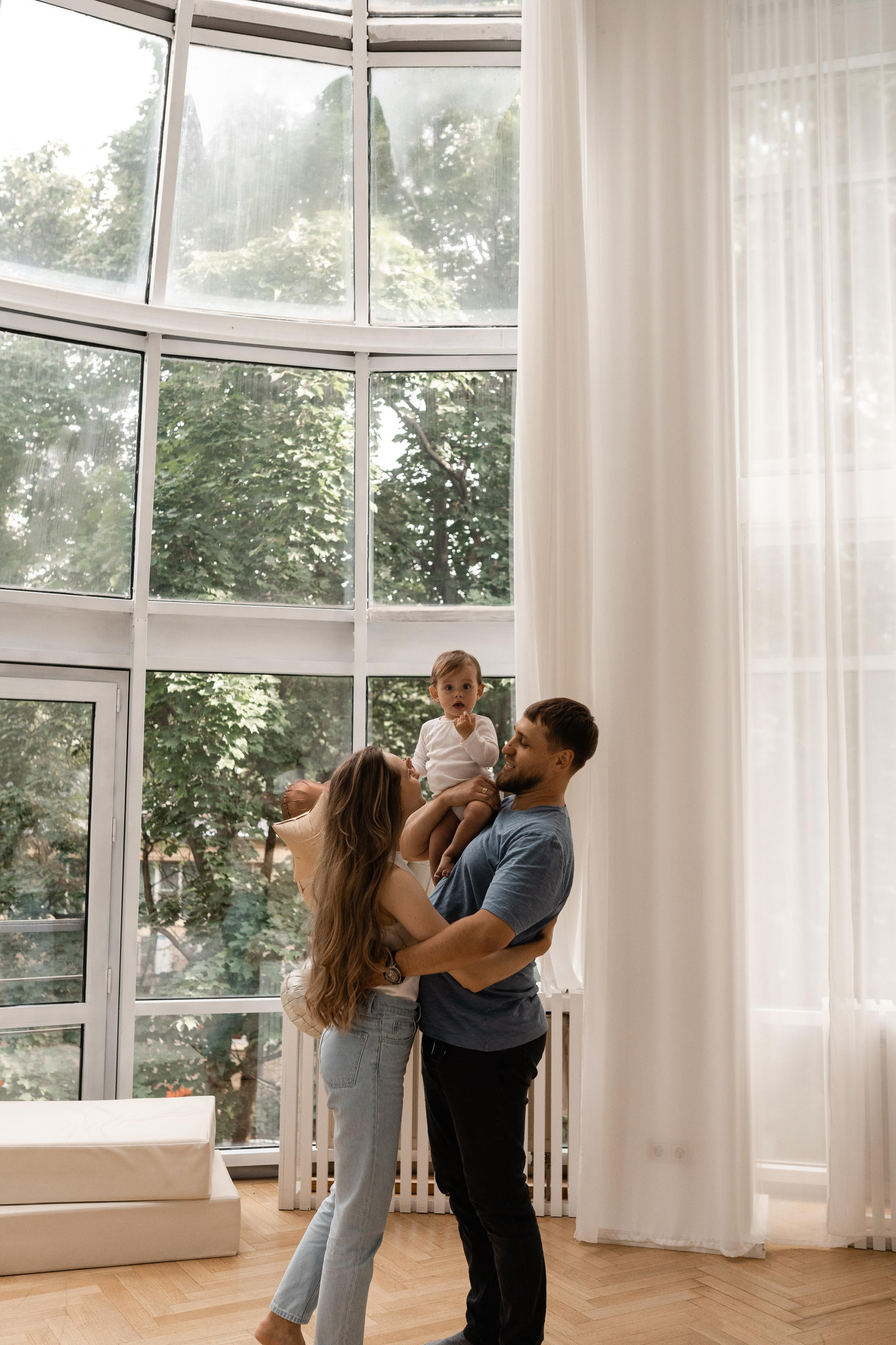 Семейная фотосессия в студии в Москве, семейный фотограф Анна Полушина. Свадебный фотограф в Москве Анна Полушина