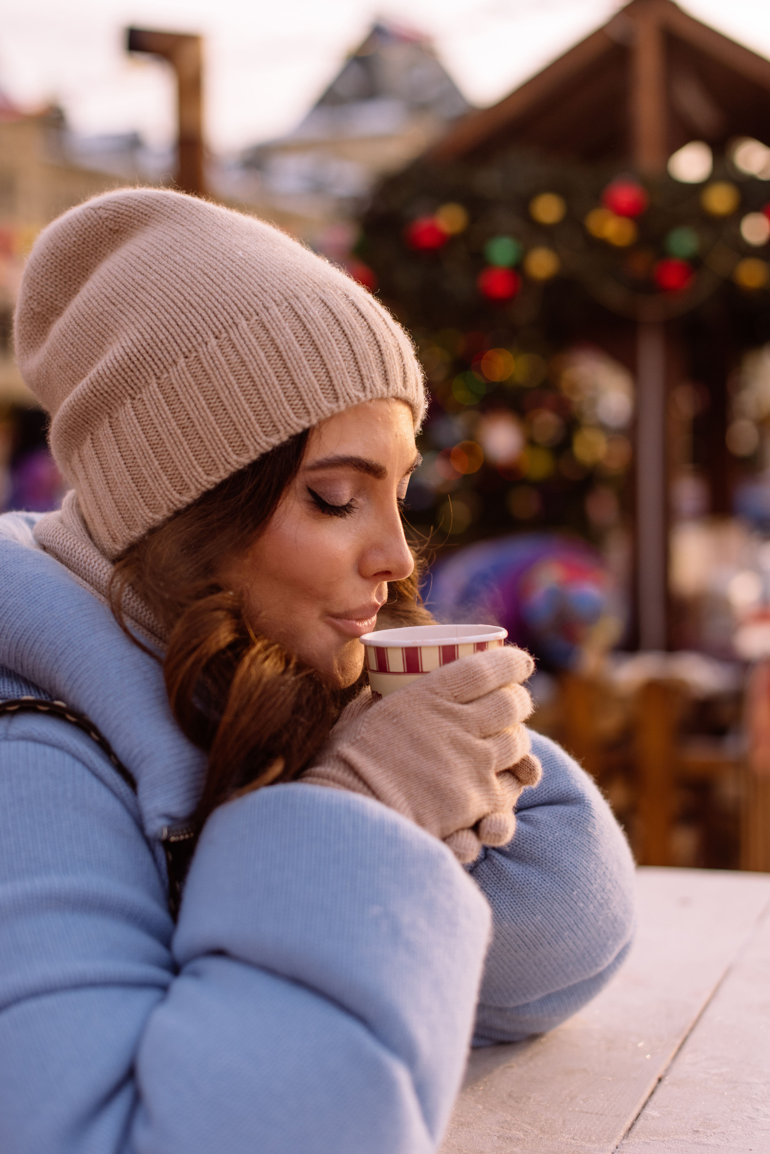 Алена на ярмарке у ГУМа. Свадебный фотограф в Москве Анна Полушина