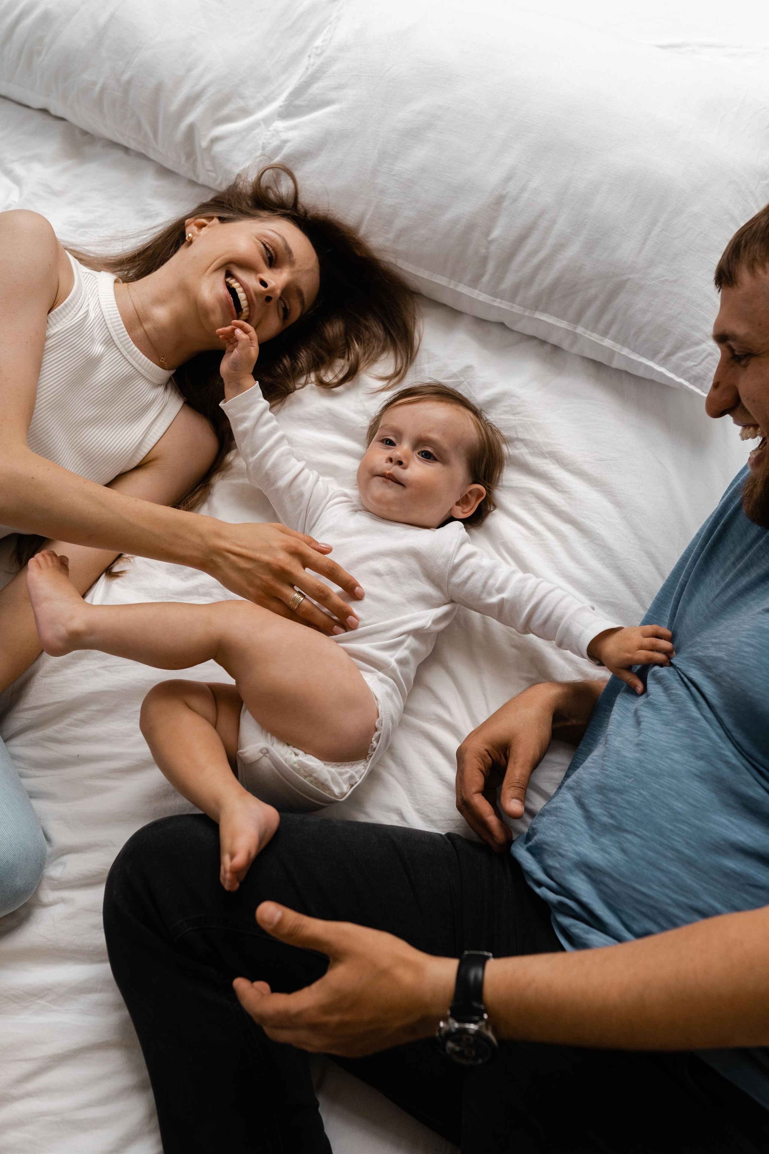 Семейная фотосессия в студии в Москве, семейный фотограф Анна Полушина. Свадебный фотограф в Москве Анна Полушина