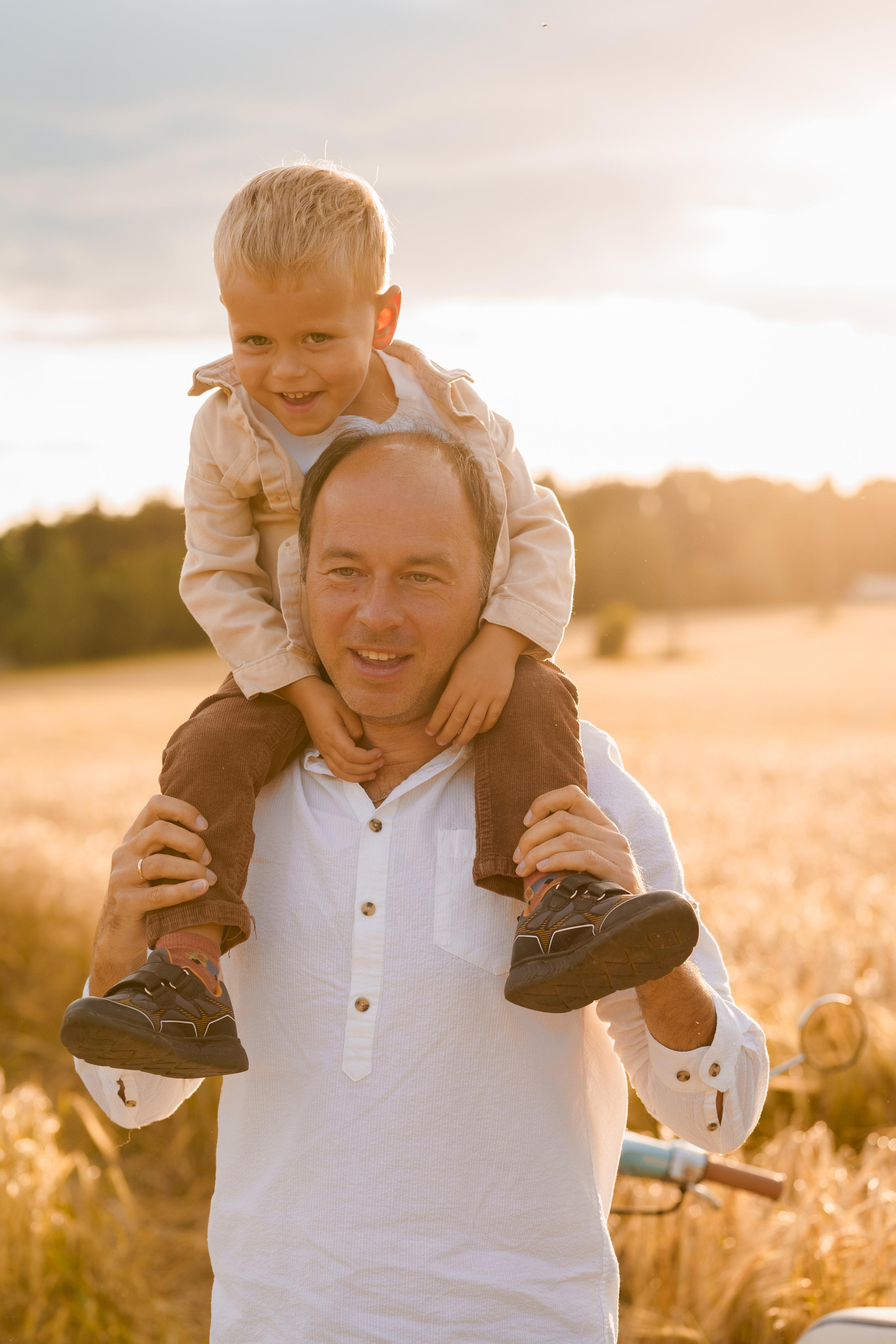 Семейная фотосессия в студии в Москве, семейный фотограф Анна Полушина. Свадебный фотограф в Москве Анна Полушина