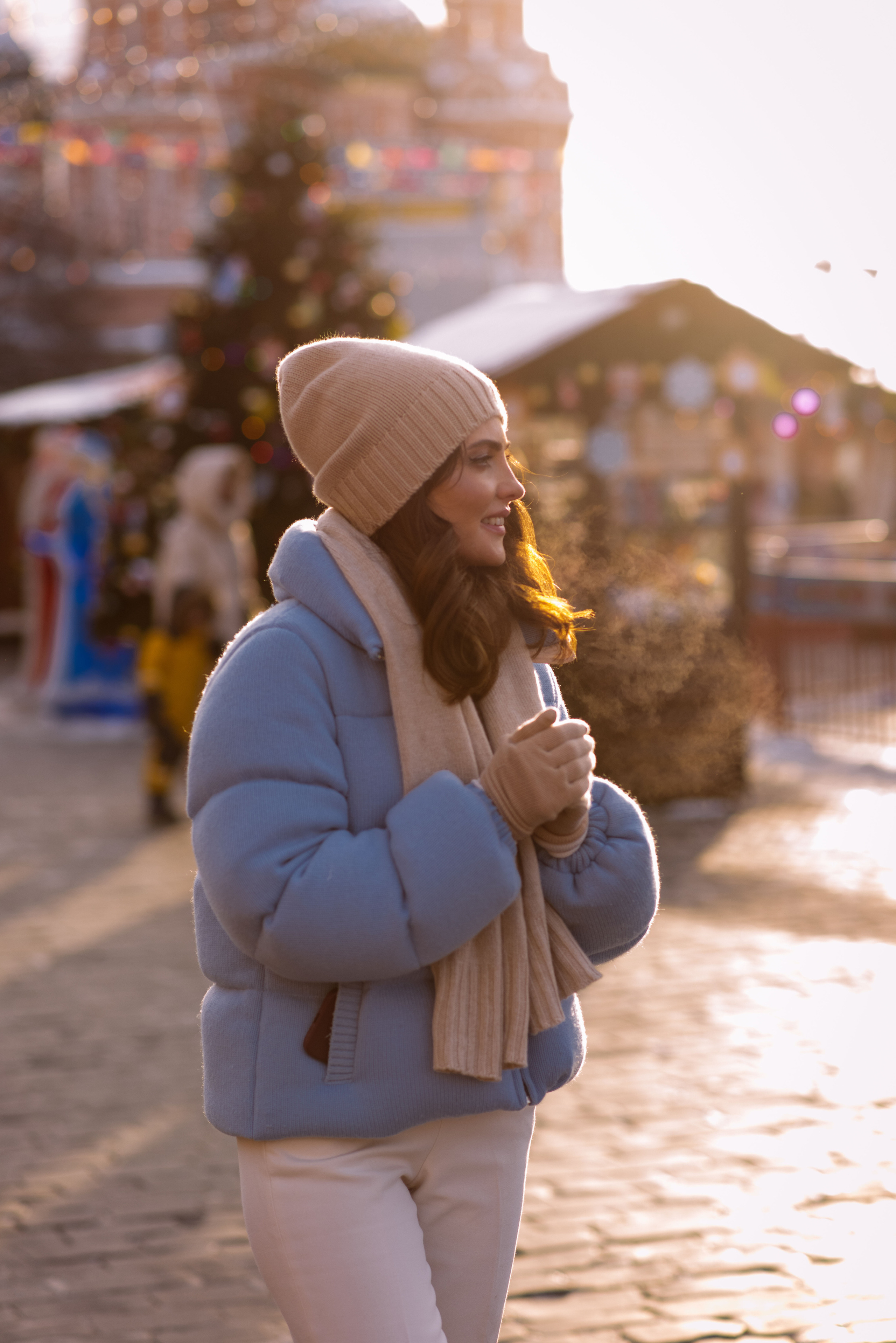 Алена на ярмарке у ГУМа. Свадебный фотограф в Москве Анна Полушина