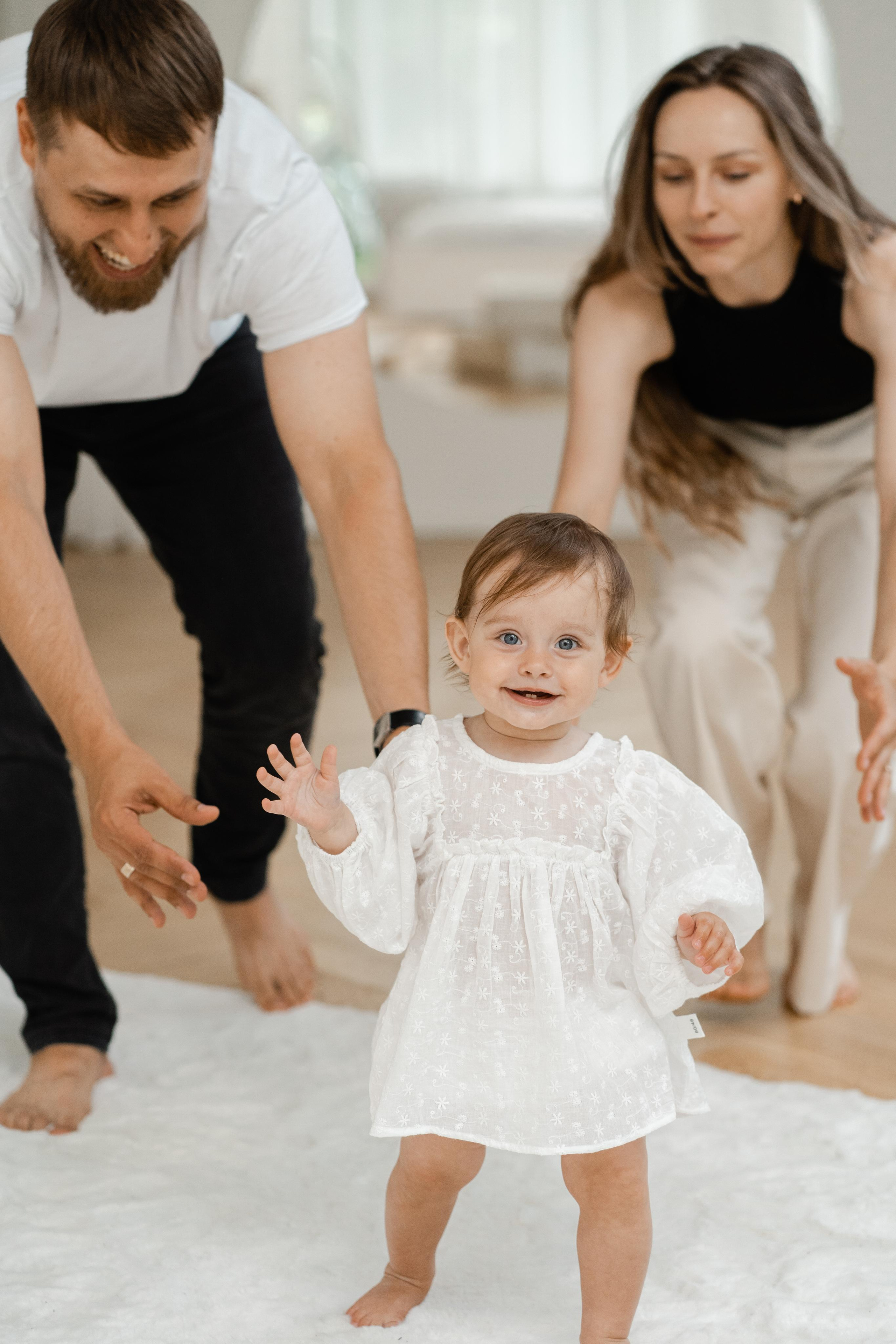Семейная фотосессия в студии в Москве, семейный фотограф Анна Полушина. Свадебный фотограф в Москве Анна Полушина