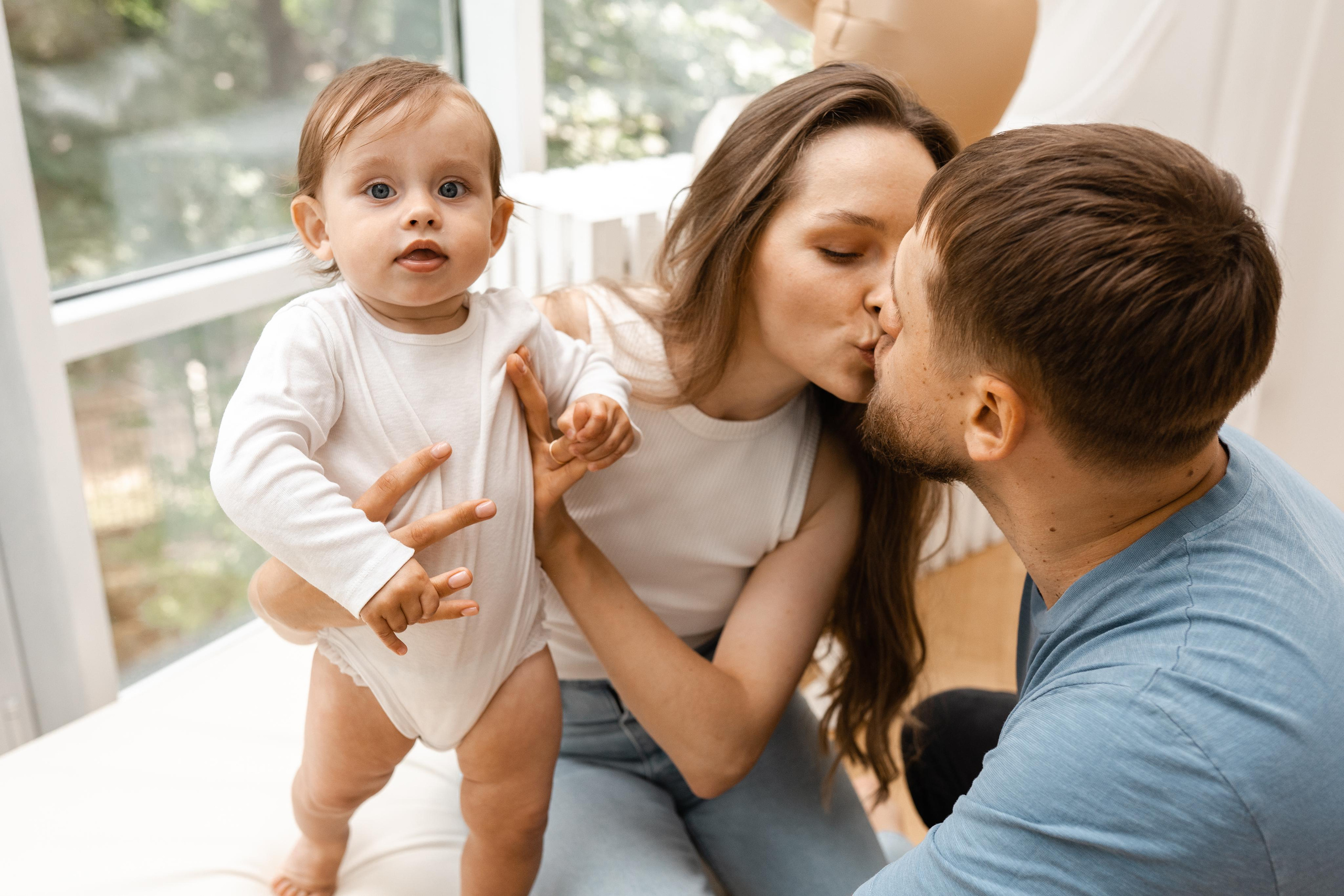 Семейная фотосессия в студии в Москве, семейный фотограф Анна Полушина. Свадебный фотограф в Москве Анна Полушина