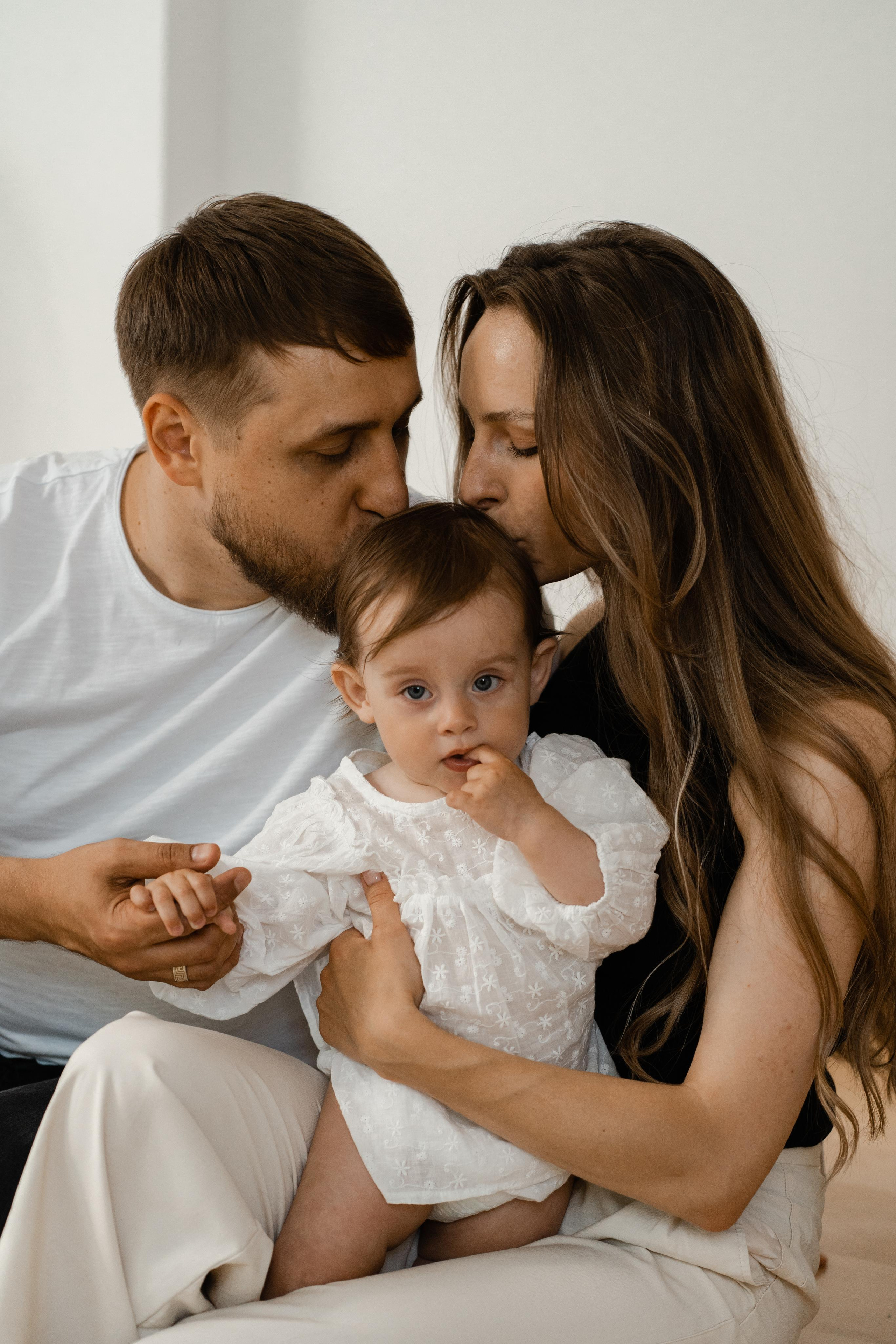 Семейная фотосессия в студии в Москве, семейный фотограф Анна Полушина. Свадебный фотограф в Москве Анна Полушина