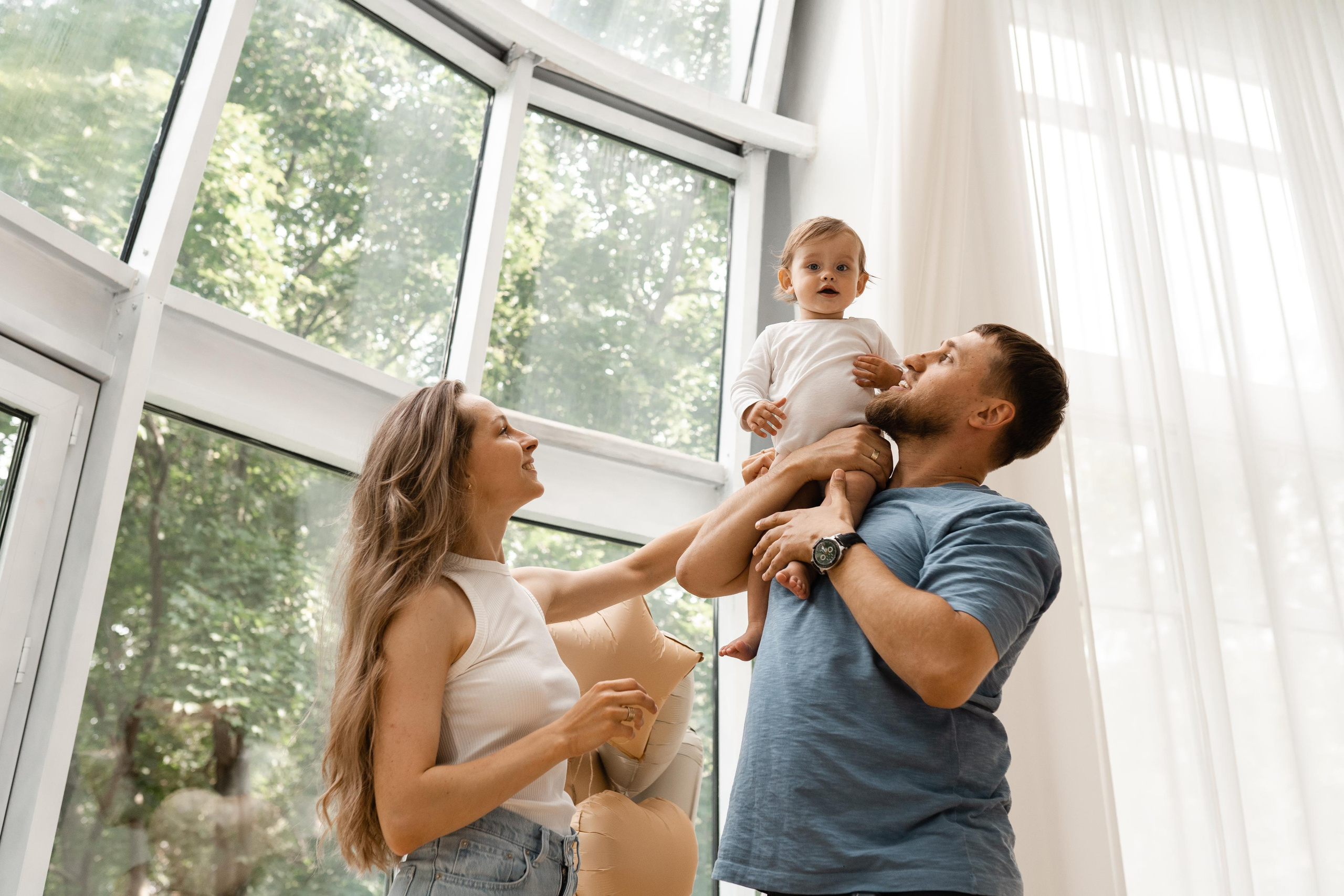 Семейная фотосессия в студии в Москве, семейный фотограф Анна Полушина. Свадебный фотограф в Москве Анна Полушина