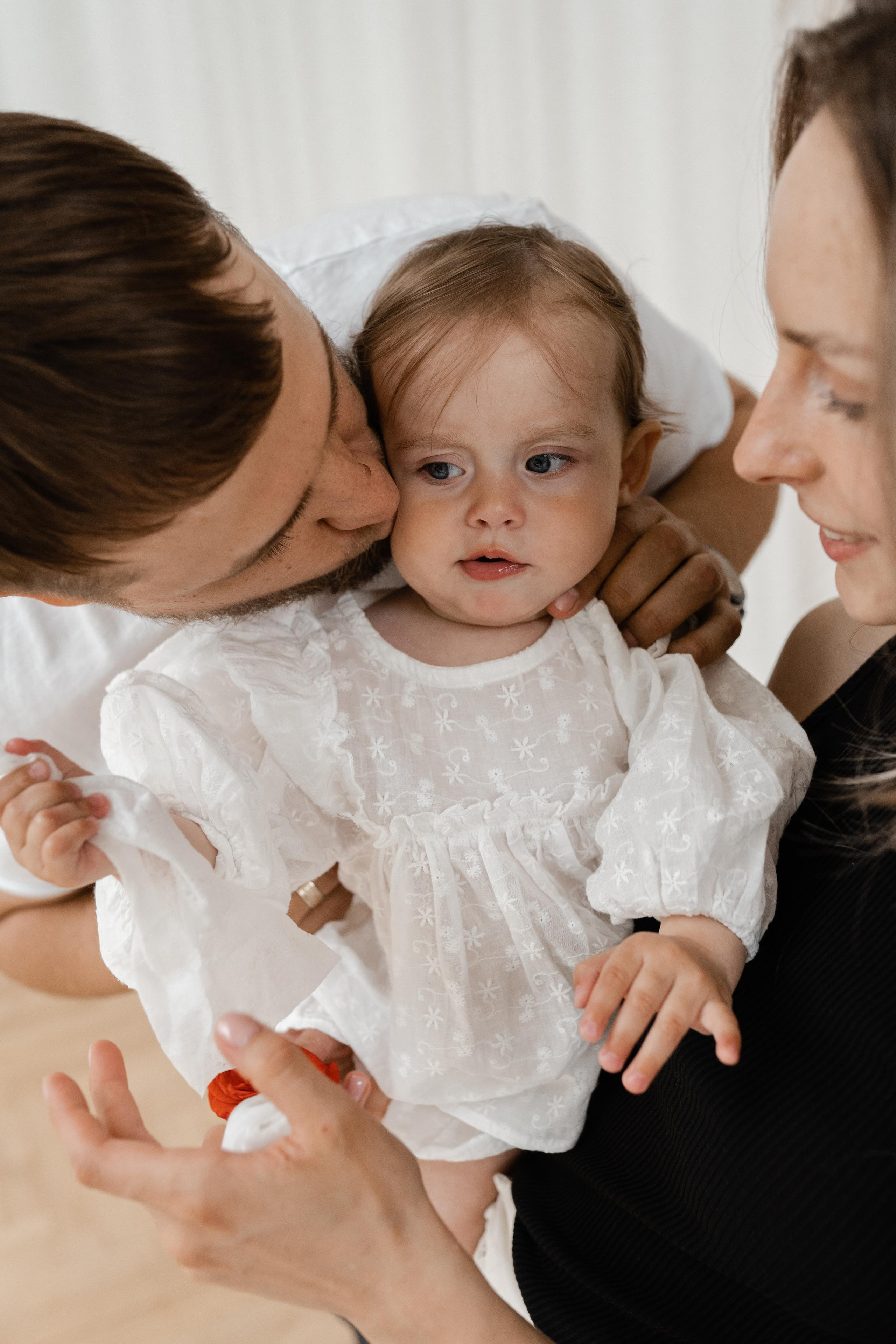 Семейная фотосессия в студии в Москве, семейный фотограф Анна Полушина. Свадебный фотограф в Москве Анна Полушина