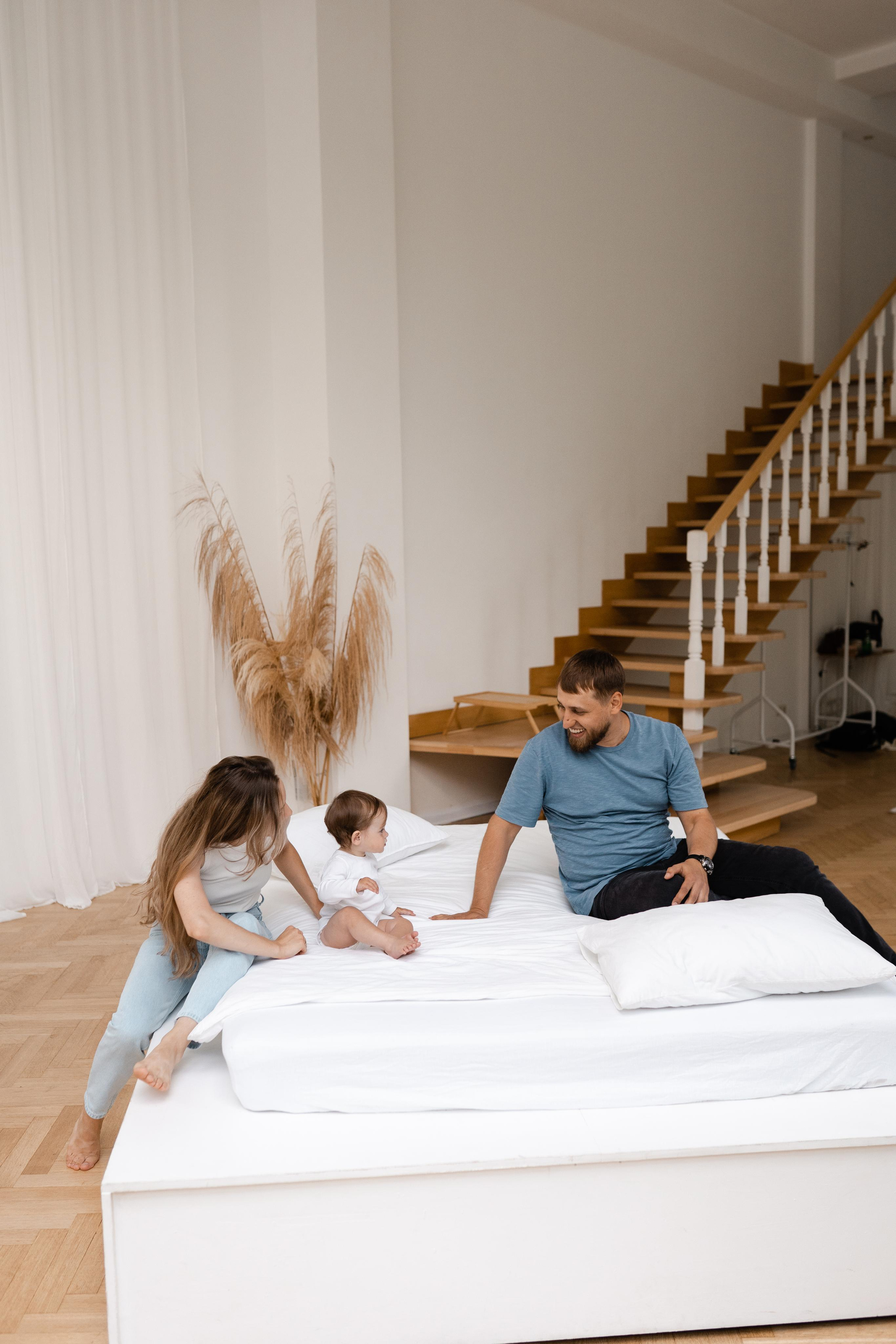 Семейная фотосессия в студии в Москве, семейный фотограф Анна Полушина. Свадебный фотограф в Москве Анна Полушина