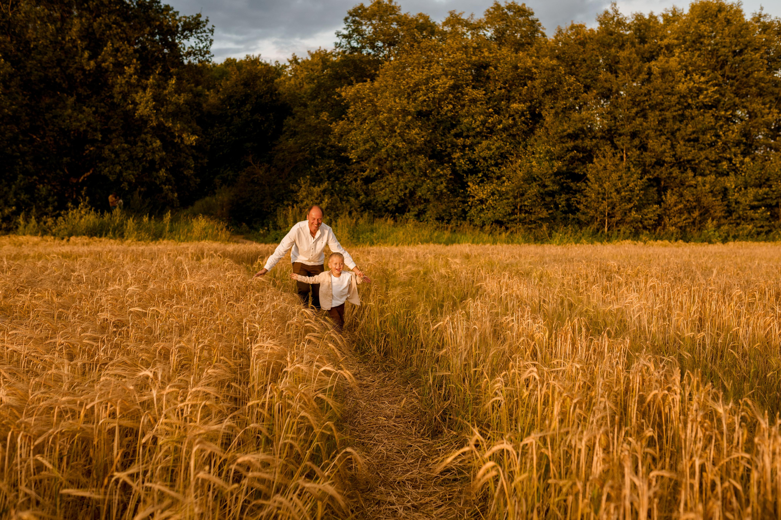 Семейная фотосессия в студии в Москве, семейный фотограф Анна Полушина. Свадебный фотограф в Москве Анна Полушина
