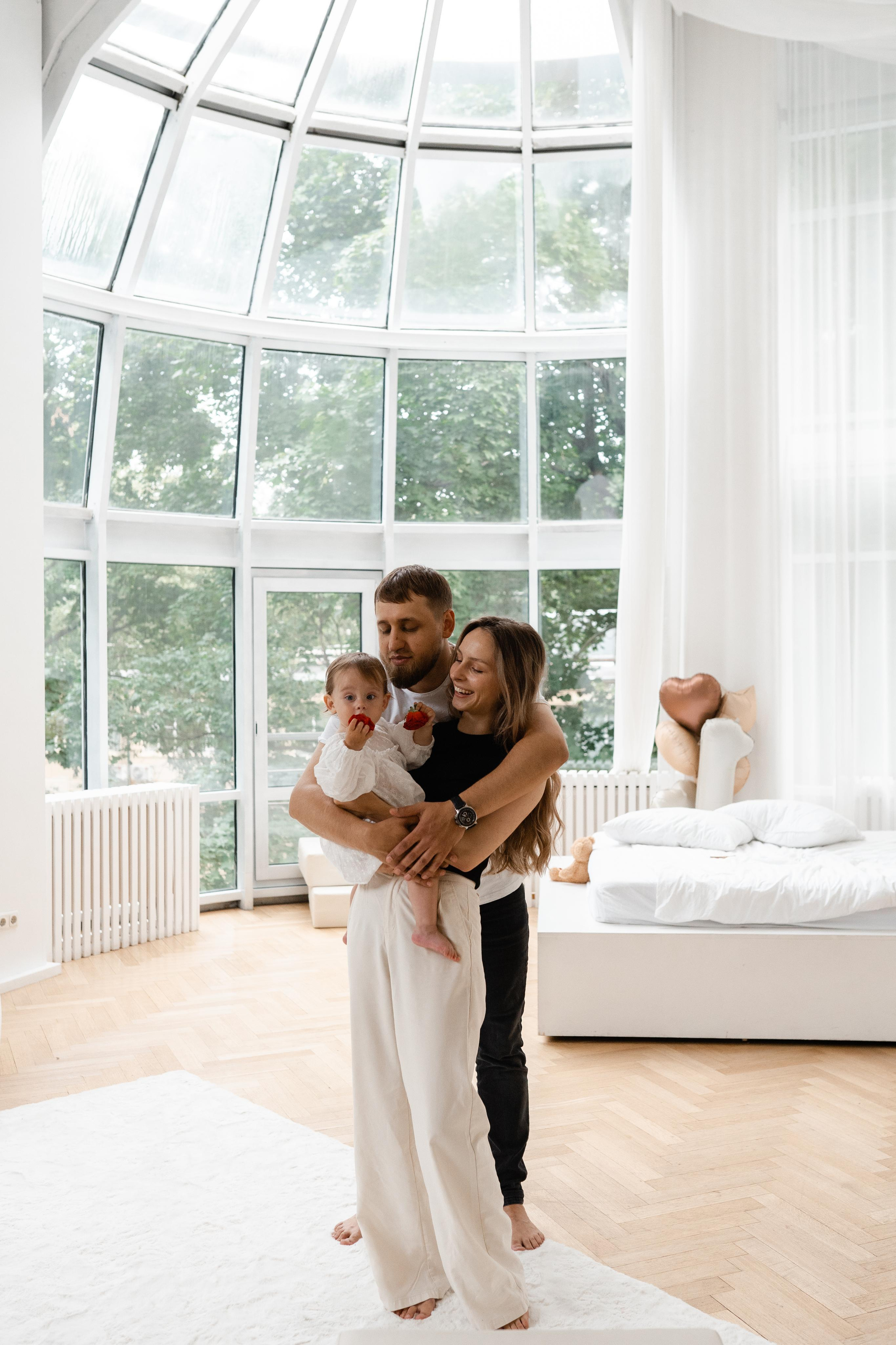 Семейная фотосессия в студии в Москве, семейный фотограф Анна Полушина. Свадебный фотограф в Москве Анна Полушина