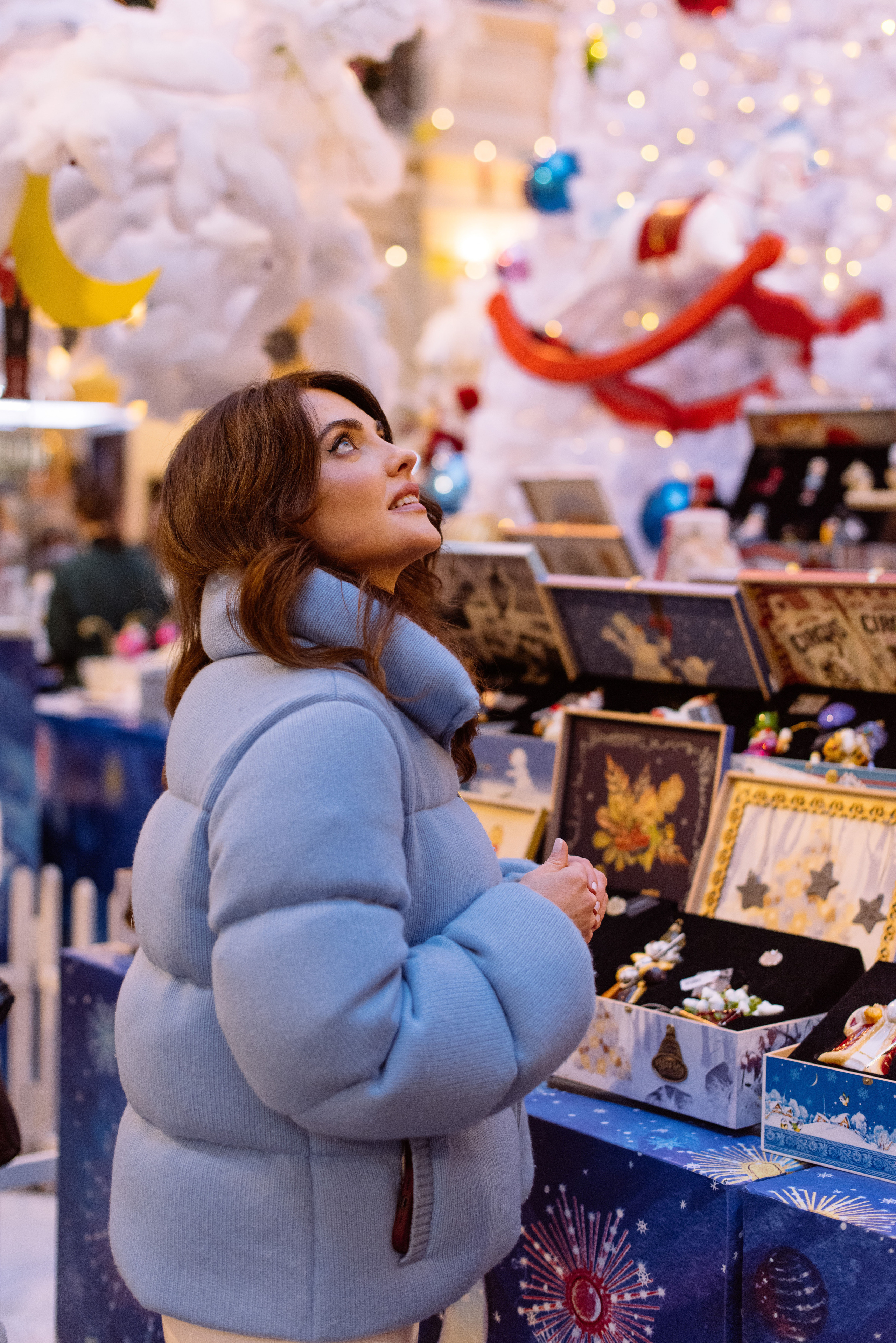Алена на ярмарке у ГУМа. Свадебный фотограф в Москве Анна Полушина