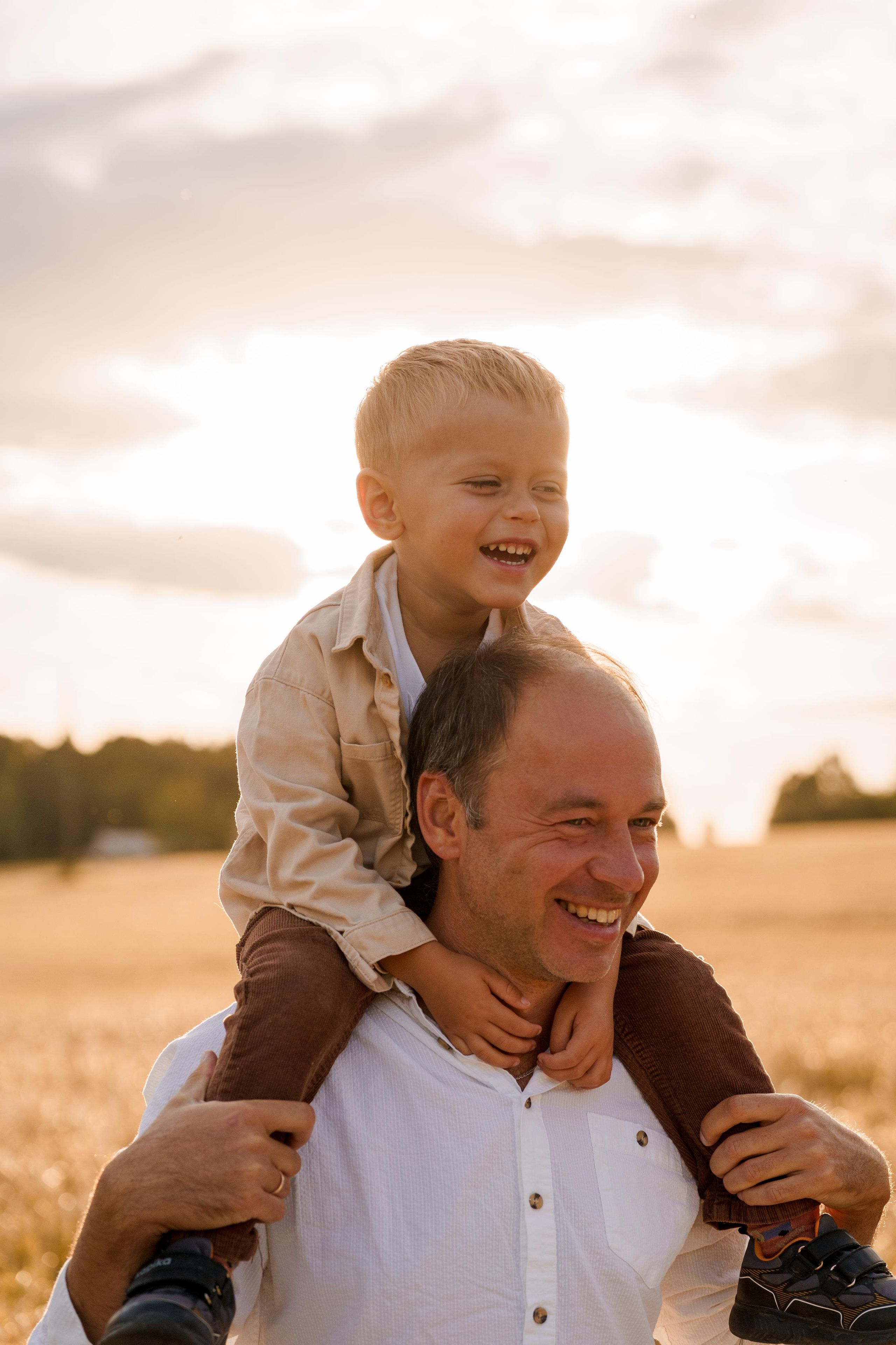 Семейная фотосессия в студии в Москве, семейный фотограф Анна Полушина. Свадебный фотограф в Москве Анна Полушина