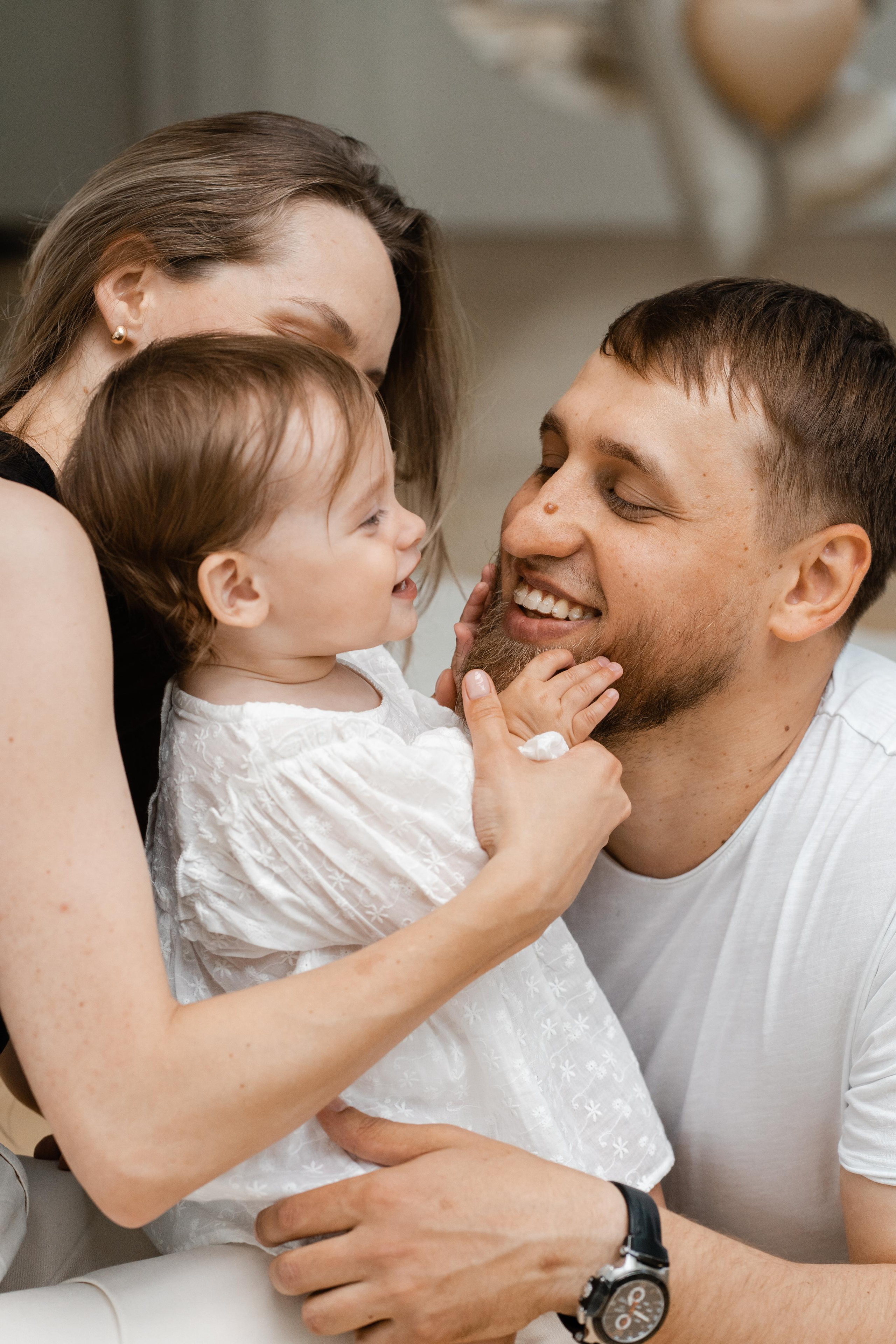 Семейная фотосессия в студии в Москве, семейный фотограф Анна Полушина. Свадебный фотограф в Москве Анна Полушина