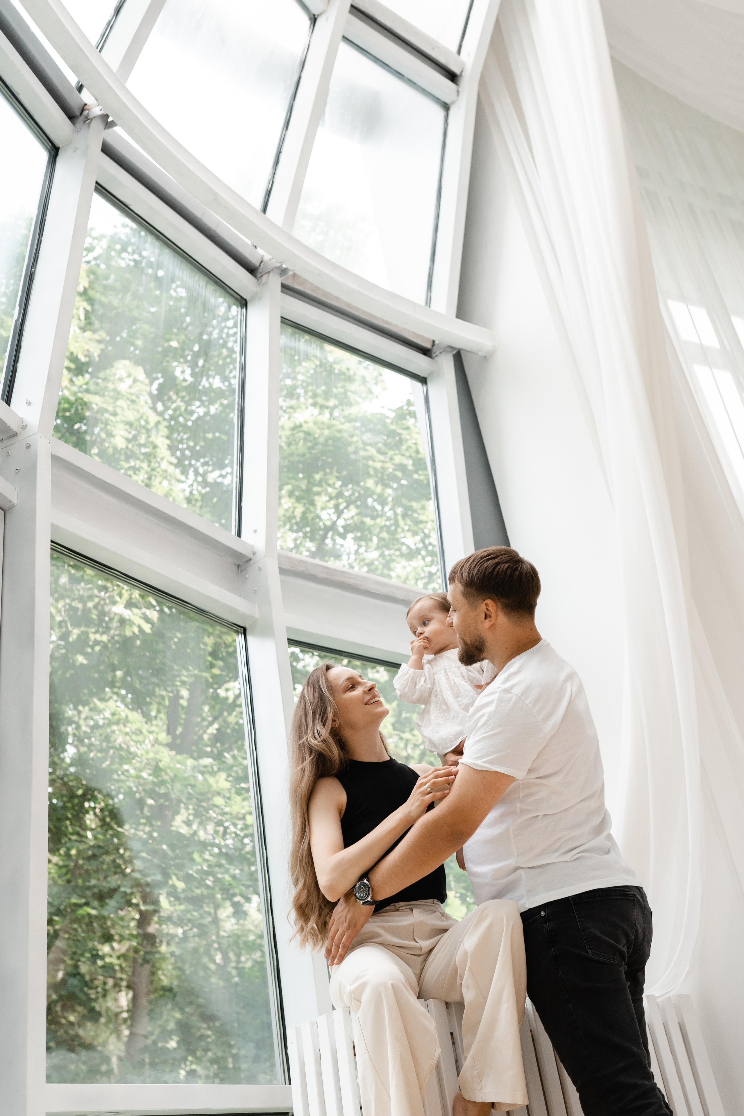 Семейная фотосессия в студии в Москве, семейный фотограф Анна Полушина. Свадебный фотограф в Москве Анна Полушина