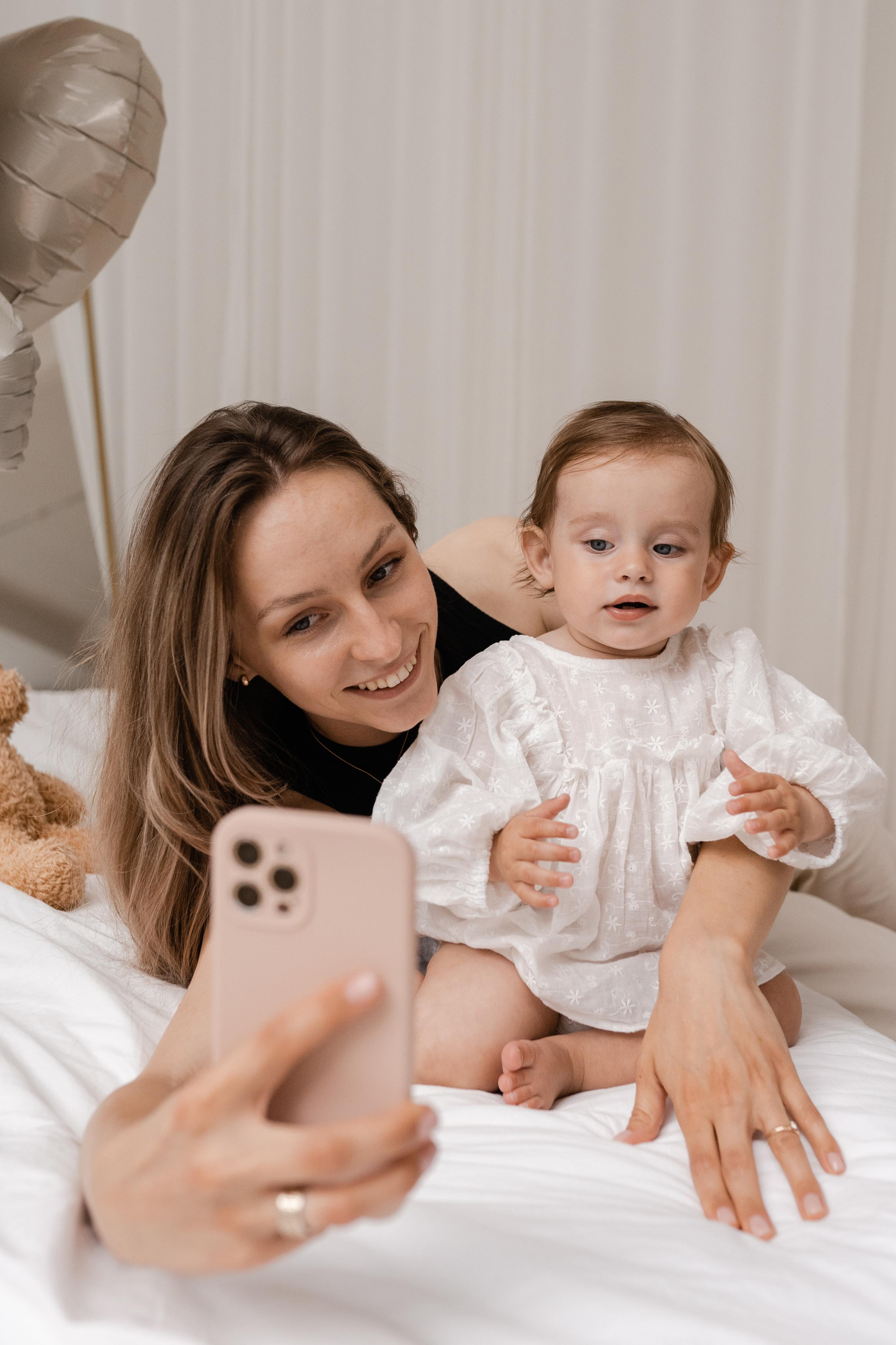 Семейная фотосессия в студии в Москве, семейный фотограф Анна Полушина. Свадебный фотограф в Москве Анна Полушина