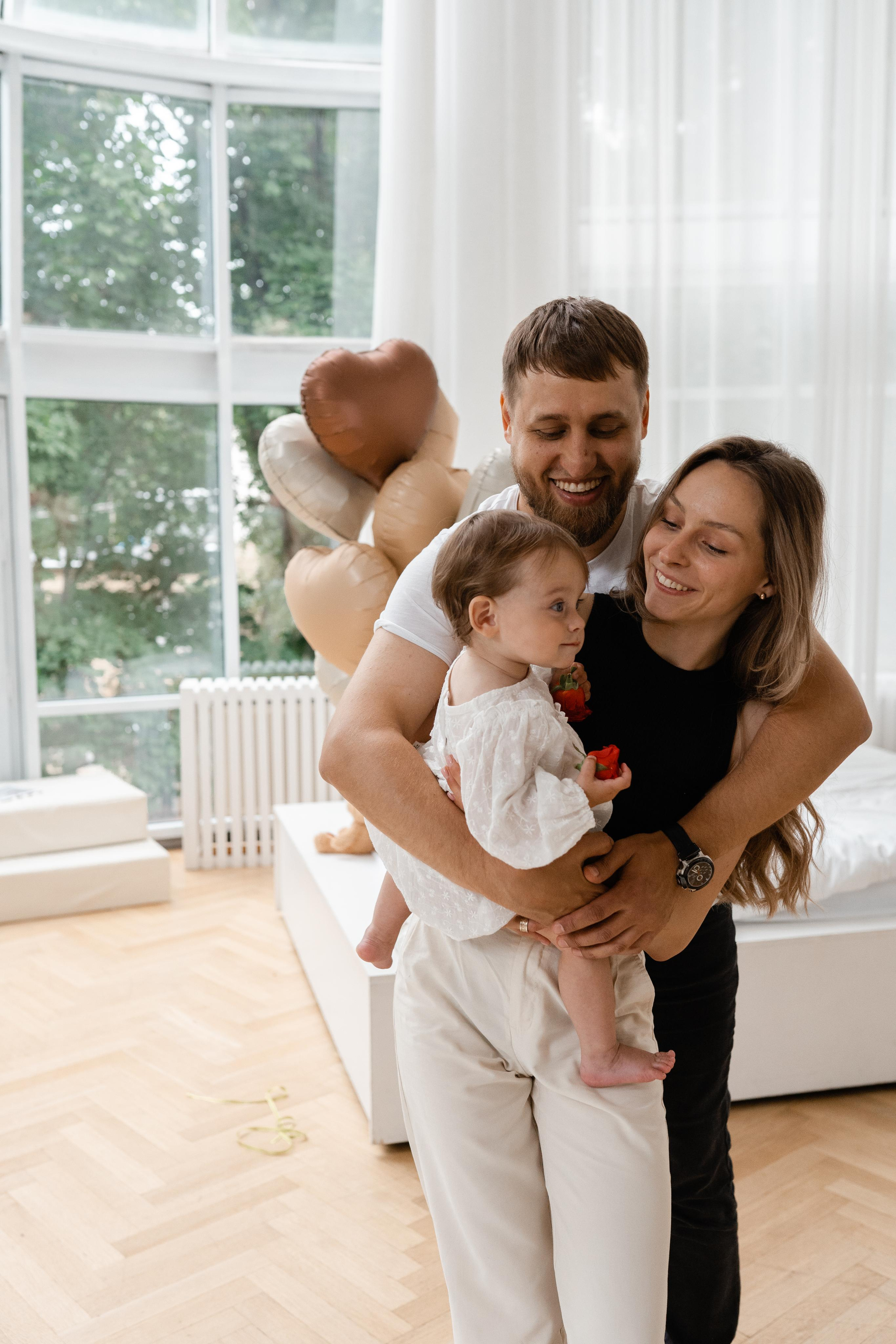 Семейная фотосессия в студии в Москве, семейный фотограф Анна Полушина. Свадебный фотограф в Москве Анна Полушина