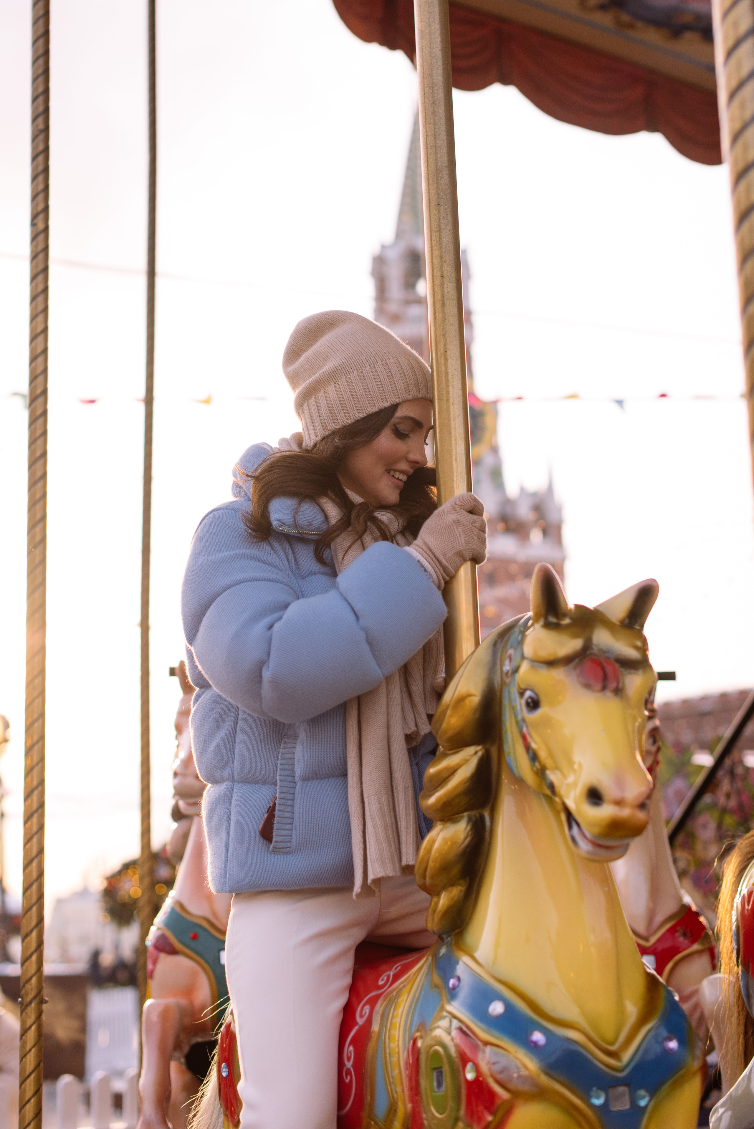 Алена на ярмарке у ГУМа. Свадебный фотограф в Москве Анна Полушина