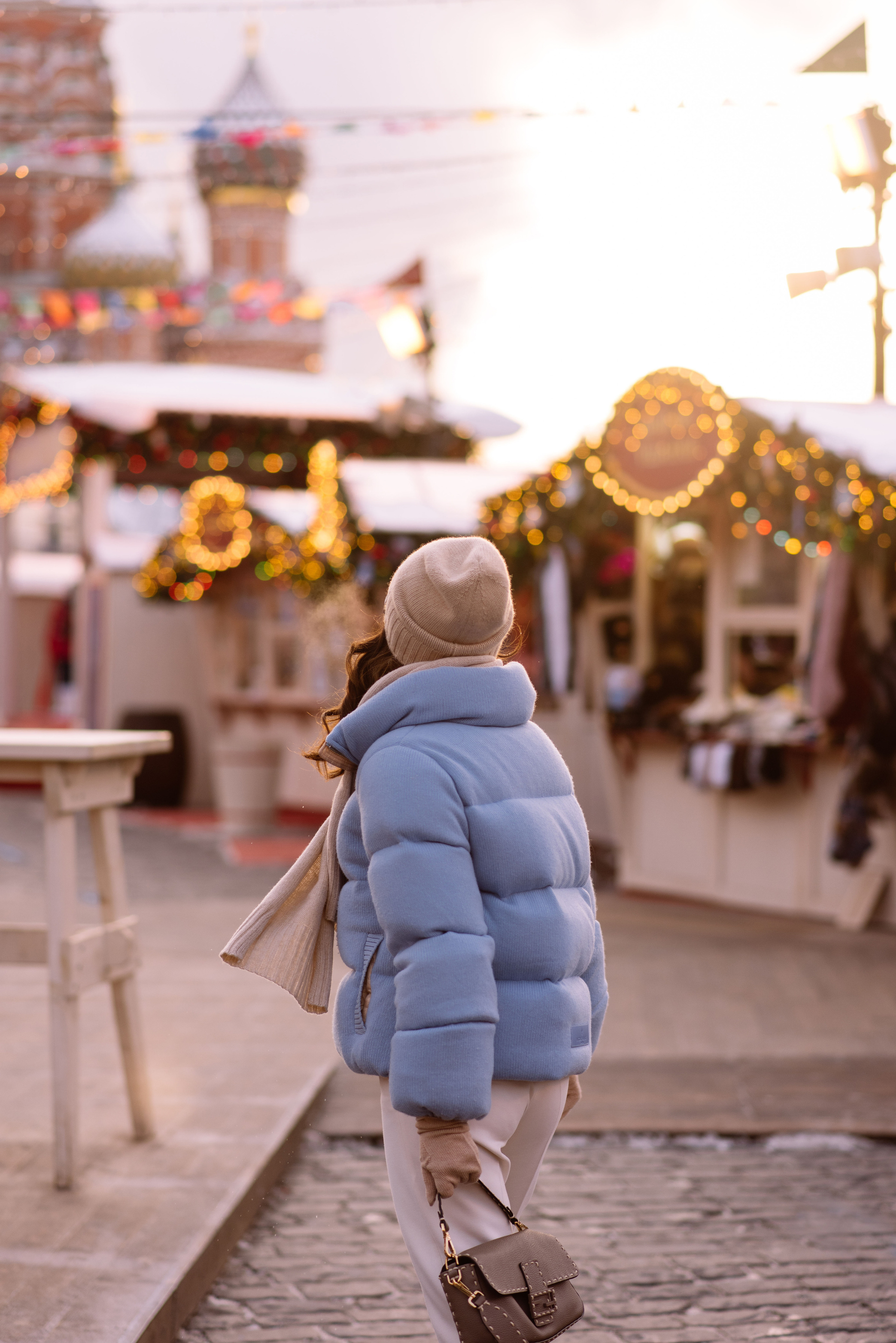 Алена на ярмарке у ГУМа. Свадебный фотограф в Москве Анна Полушина