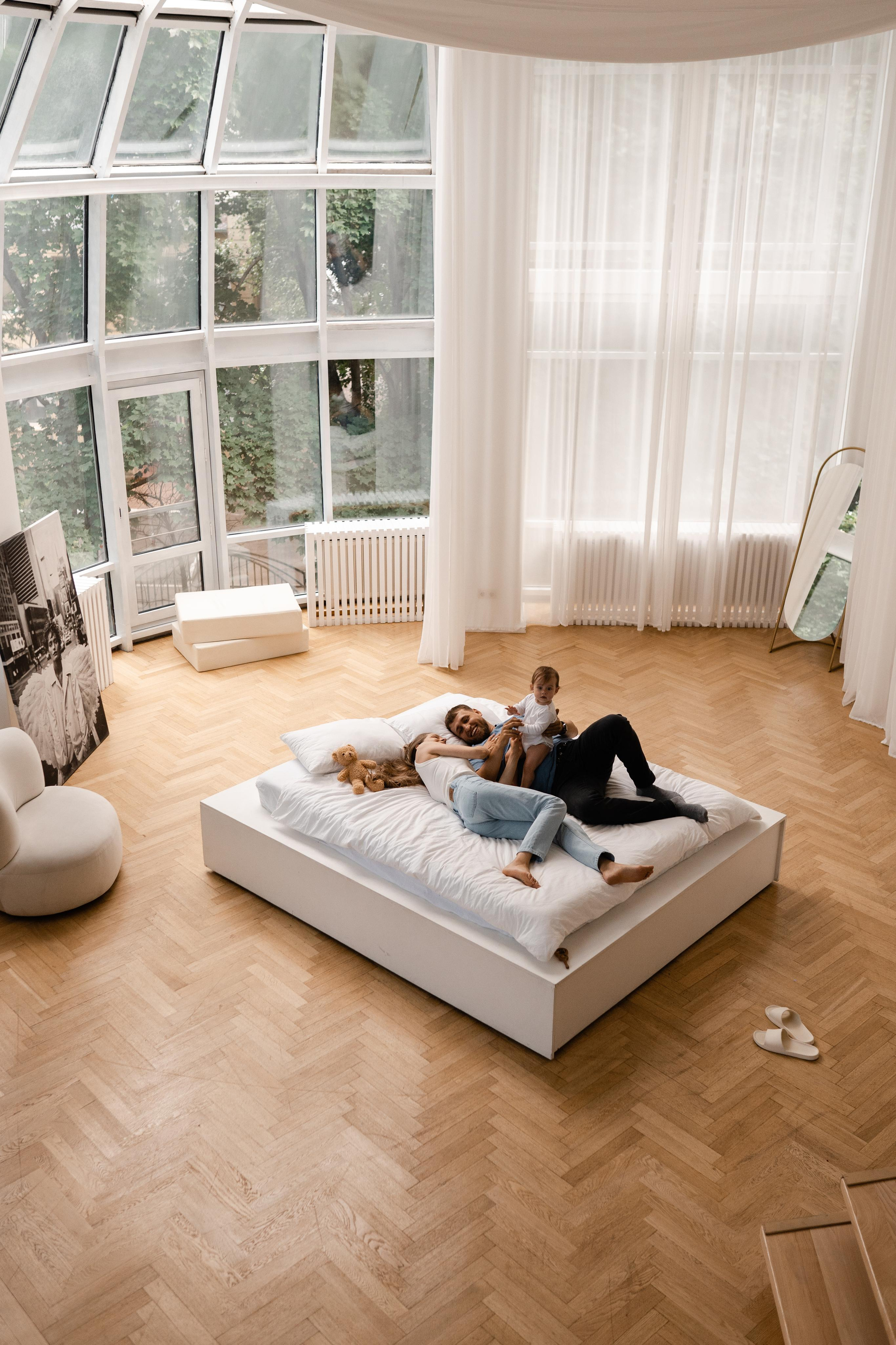 Семейная фотосессия в студии в Москве, семейный фотограф Анна Полушина. Свадебный фотограф в Москве Анна Полушина