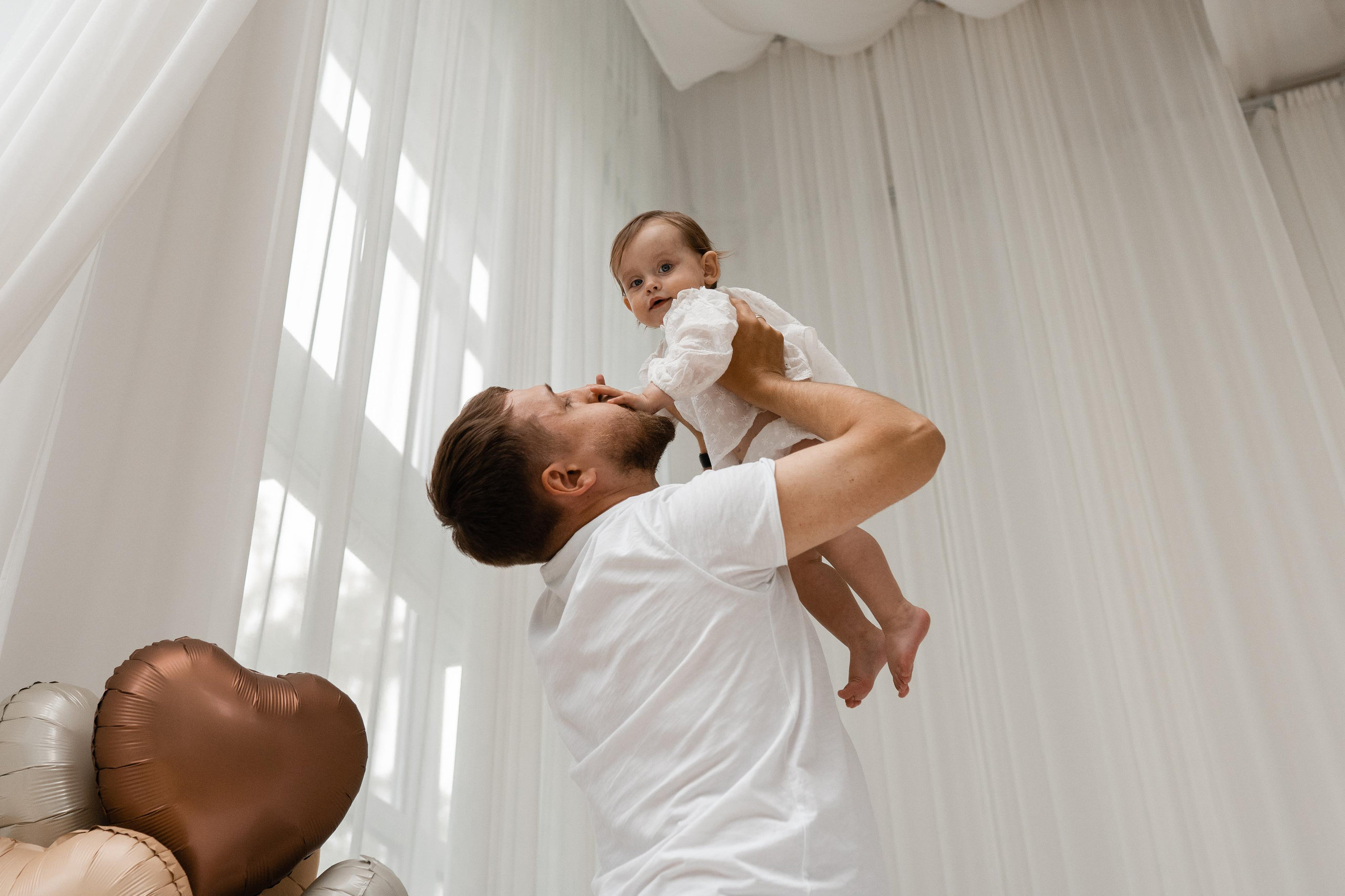 Семейная фотосессия в студии в Москве, семейный фотограф Анна Полушина. Свадебный фотограф в Москве Анна Полушина