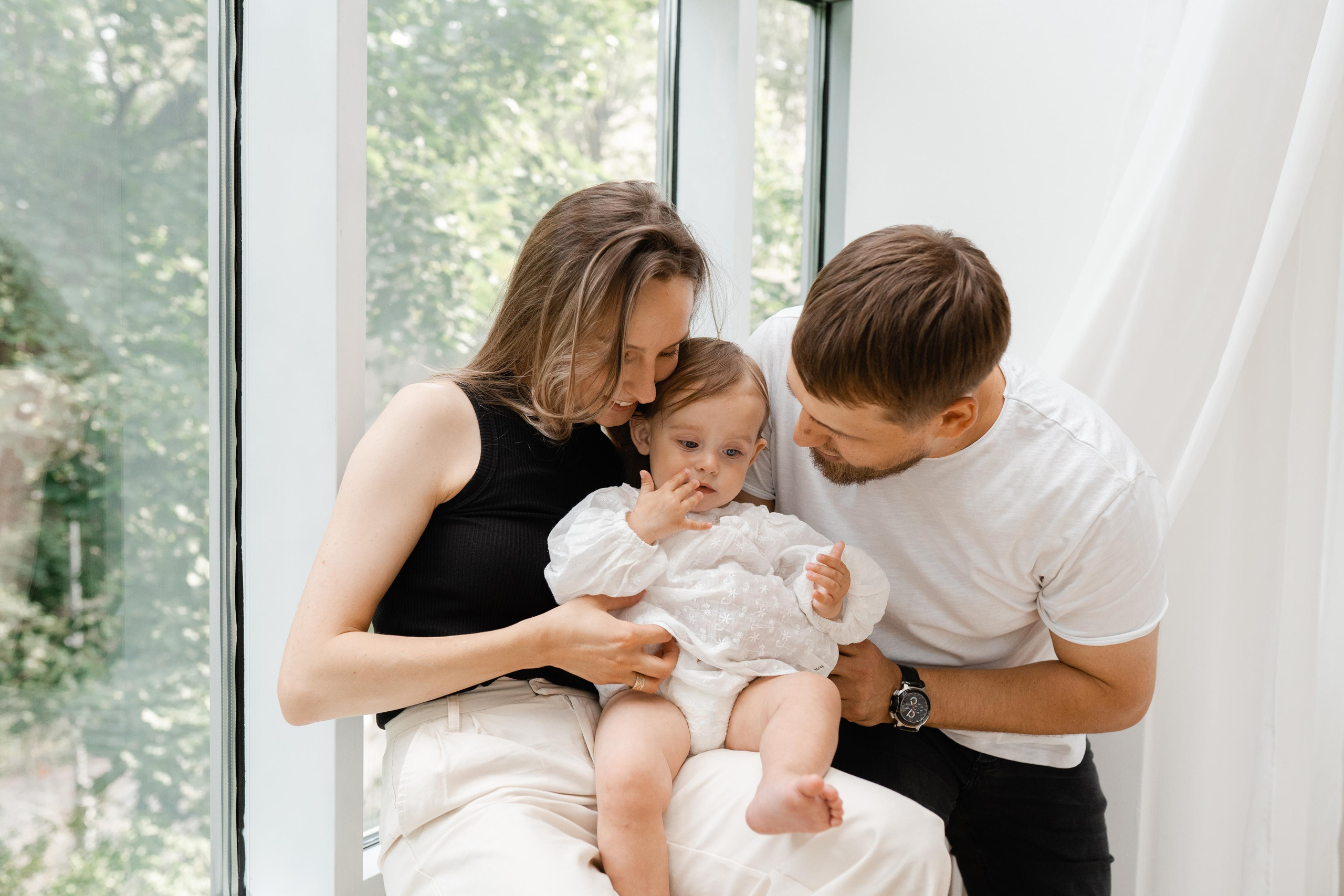 Семейная фотосессия в студии в Москве, семейный фотограф Анна Полушина. Свадебный фотограф в Москве Анна Полушина