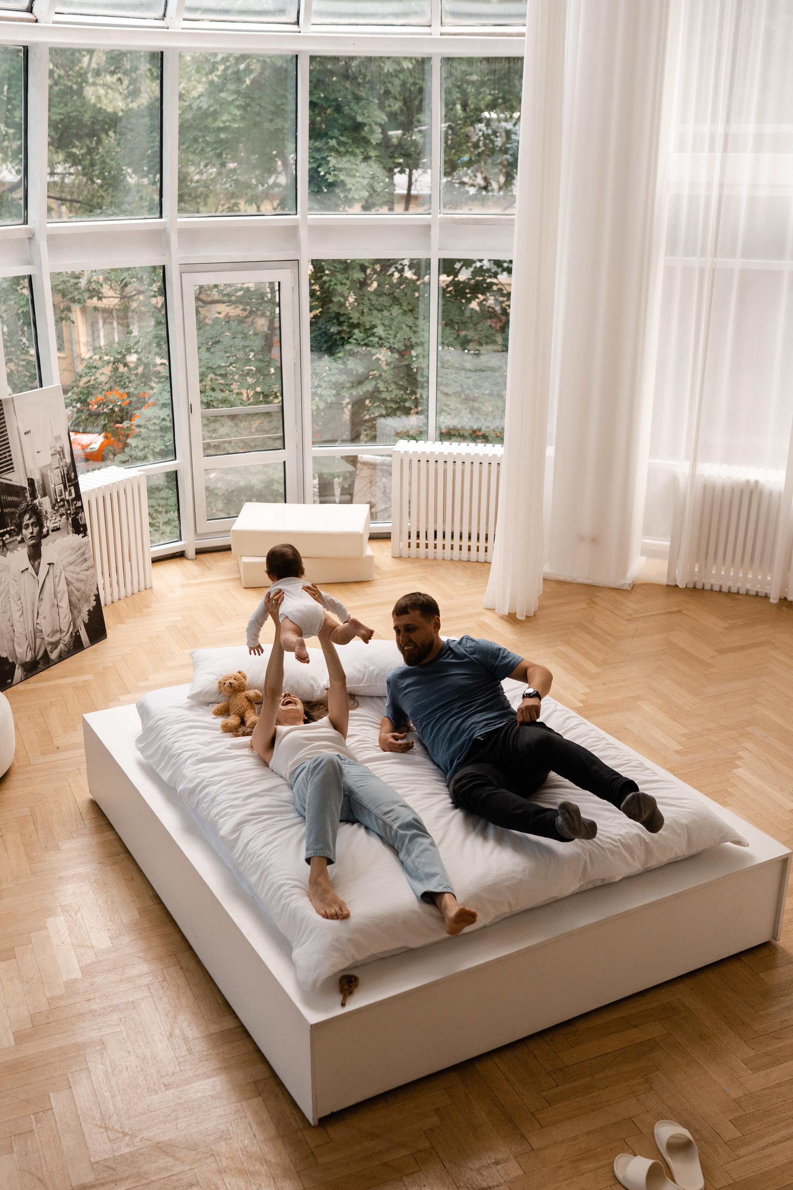 Семейная фотосессия в студии в Москве, семейный фотограф Анна Полушина. Свадебный фотограф в Москве Анна Полушина