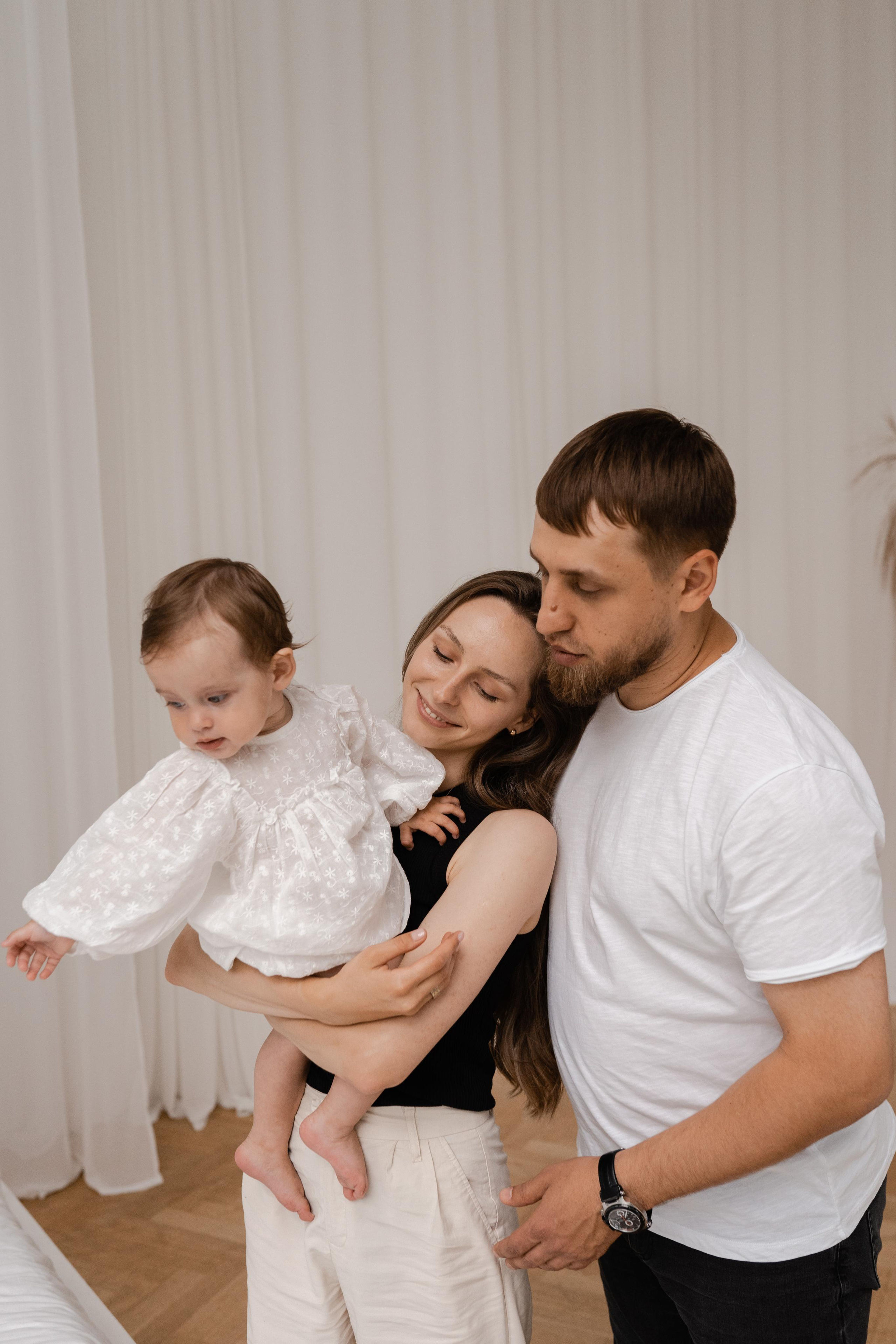 Семейная фотосессия в студии в Москве, семейный фотограф Анна Полушина. Свадебный фотограф в Москве Анна Полушина