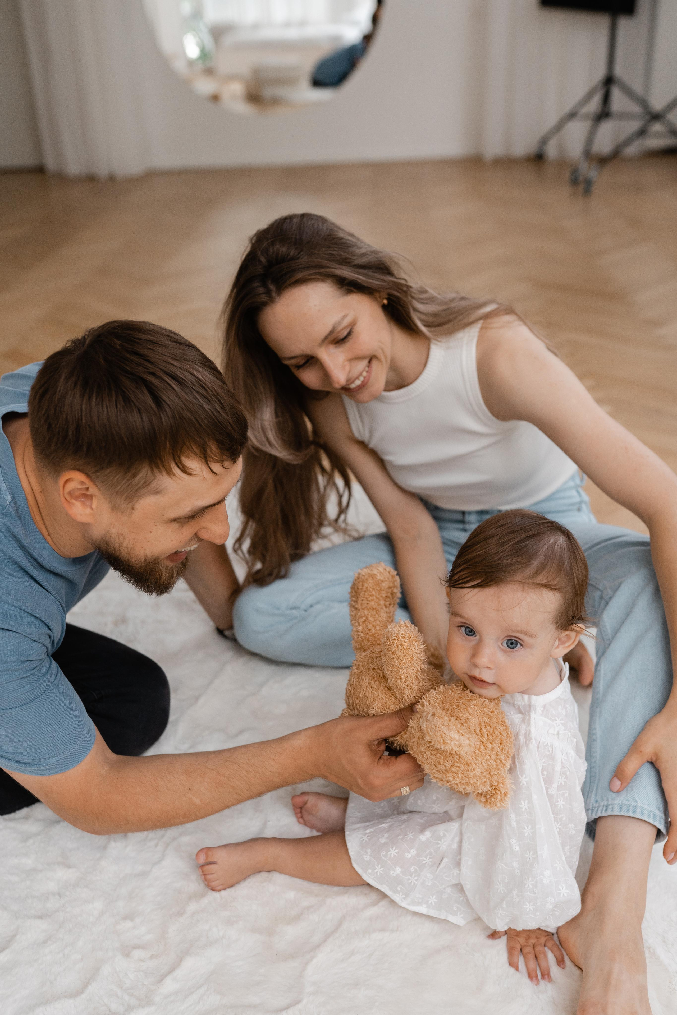 Семейная фотосессия в студии в Москве, семейный фотограф Анна Полушина. Свадебный фотограф в Москве Анна Полушина