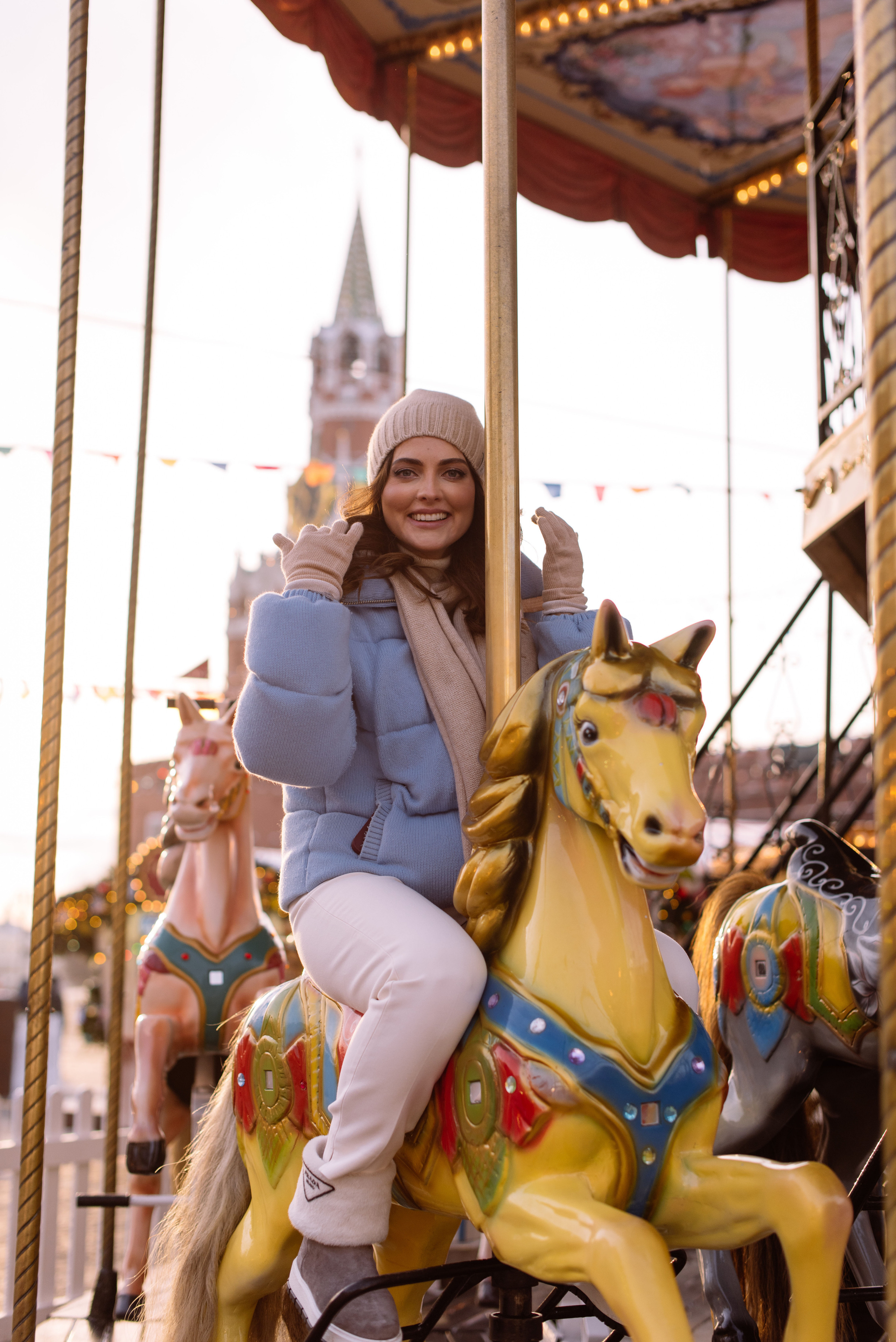 Алена на ярмарке у ГУМа. Свадебный фотограф в Москве Анна Полушина