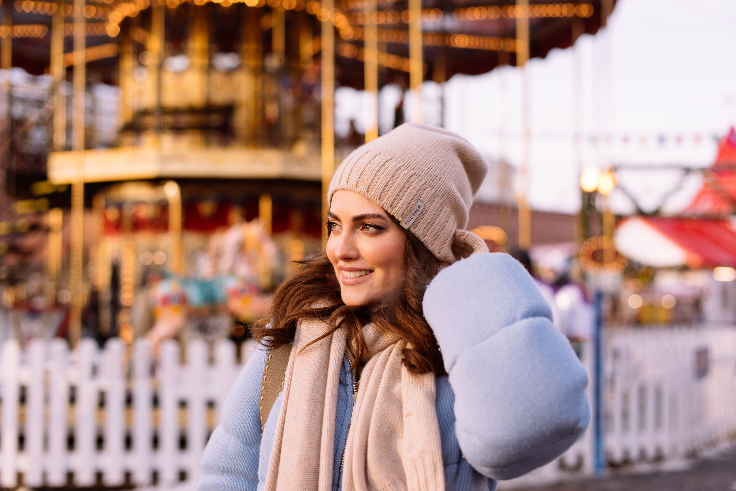 Алена на ярмарке у ГУМа. Свадебный фотограф в Москве Анна Полушина